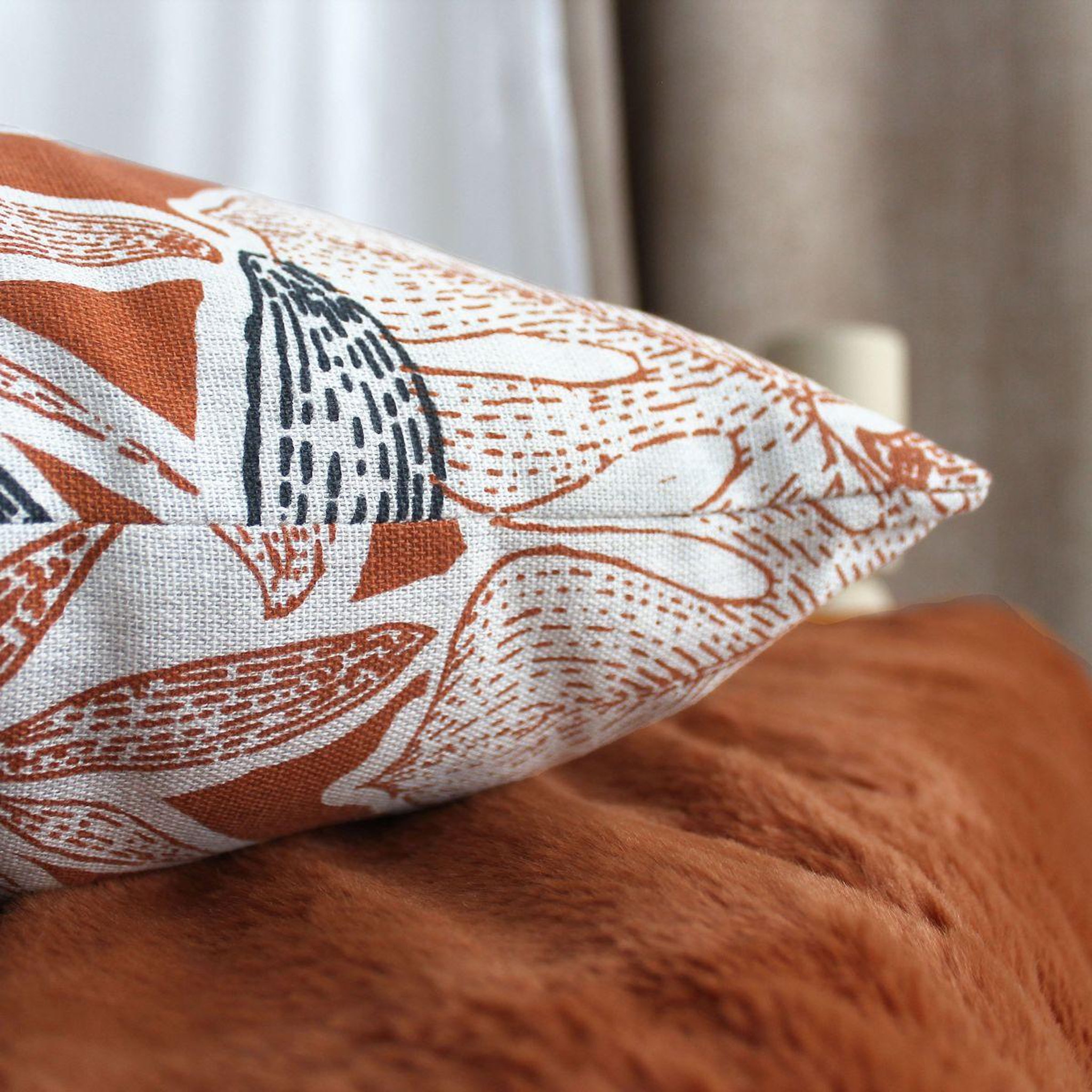 Voir la diapositive 2 : ENJOY HOME Coussin déco imprimé  casamance  40x40cm multicolore