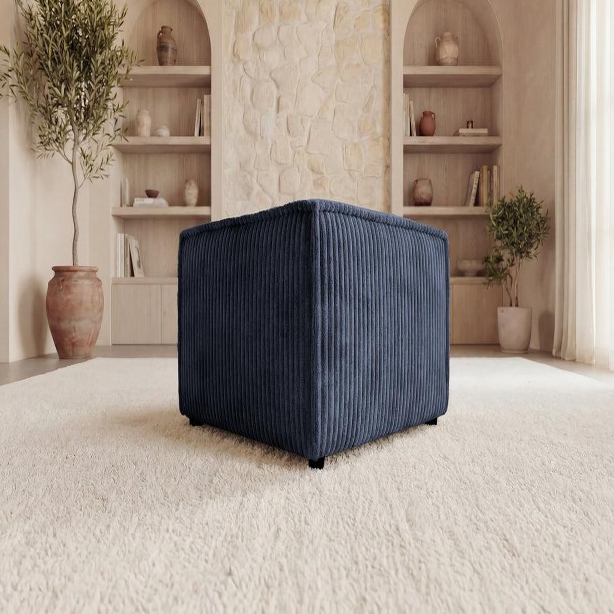 Voir la diapositive 3 : CASANOVA PARIS Laria - pouf gros velours côtelé