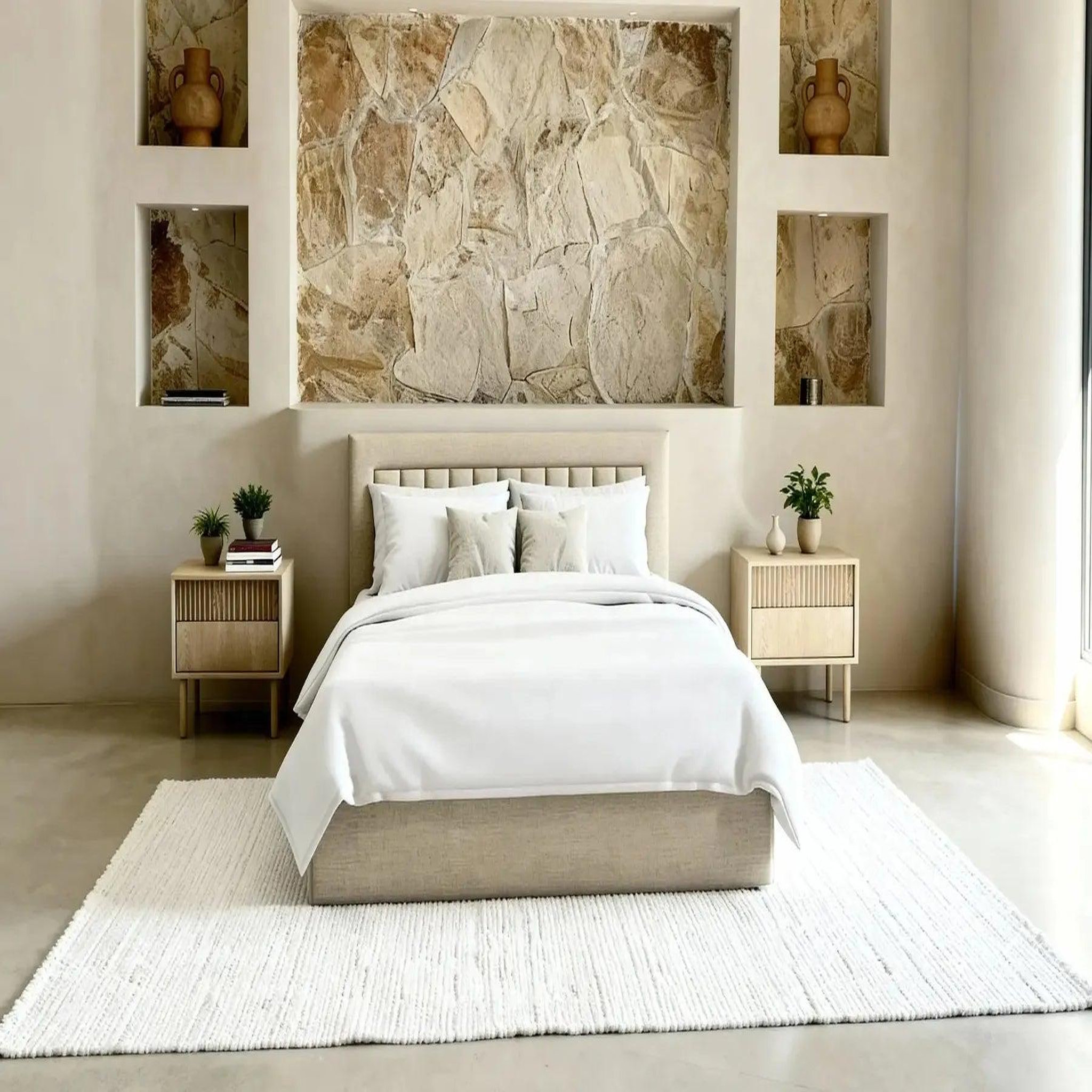 Voir la diapositive 4 : CASANOVA PARIS Camille - lit coffre tissu velours