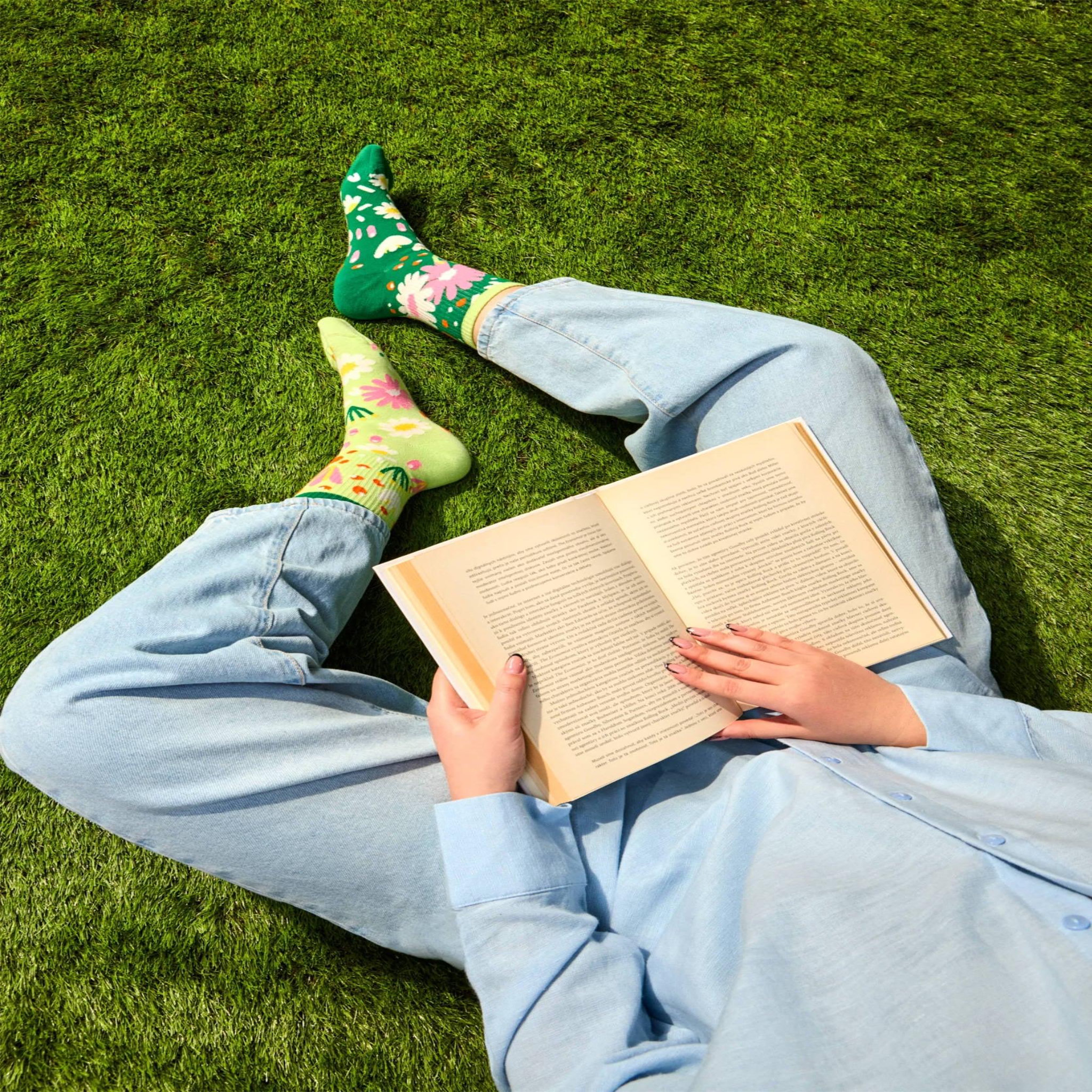 Voir la diapositive 2 : DEDOLES Chaussettes courtes jardin de fleurs