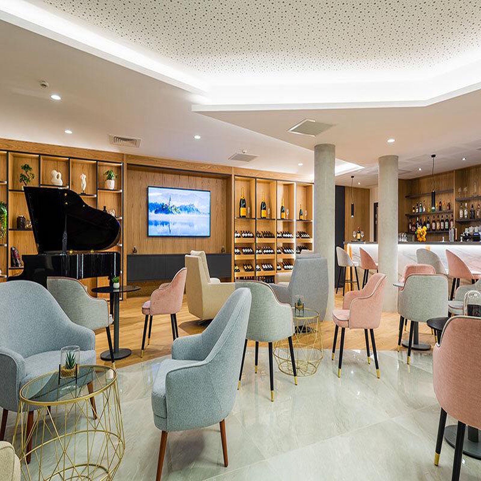 Voir la diapositive 4 : Smartbox 3 jours au brit hotel de paris orly - coffret cadeau séjour