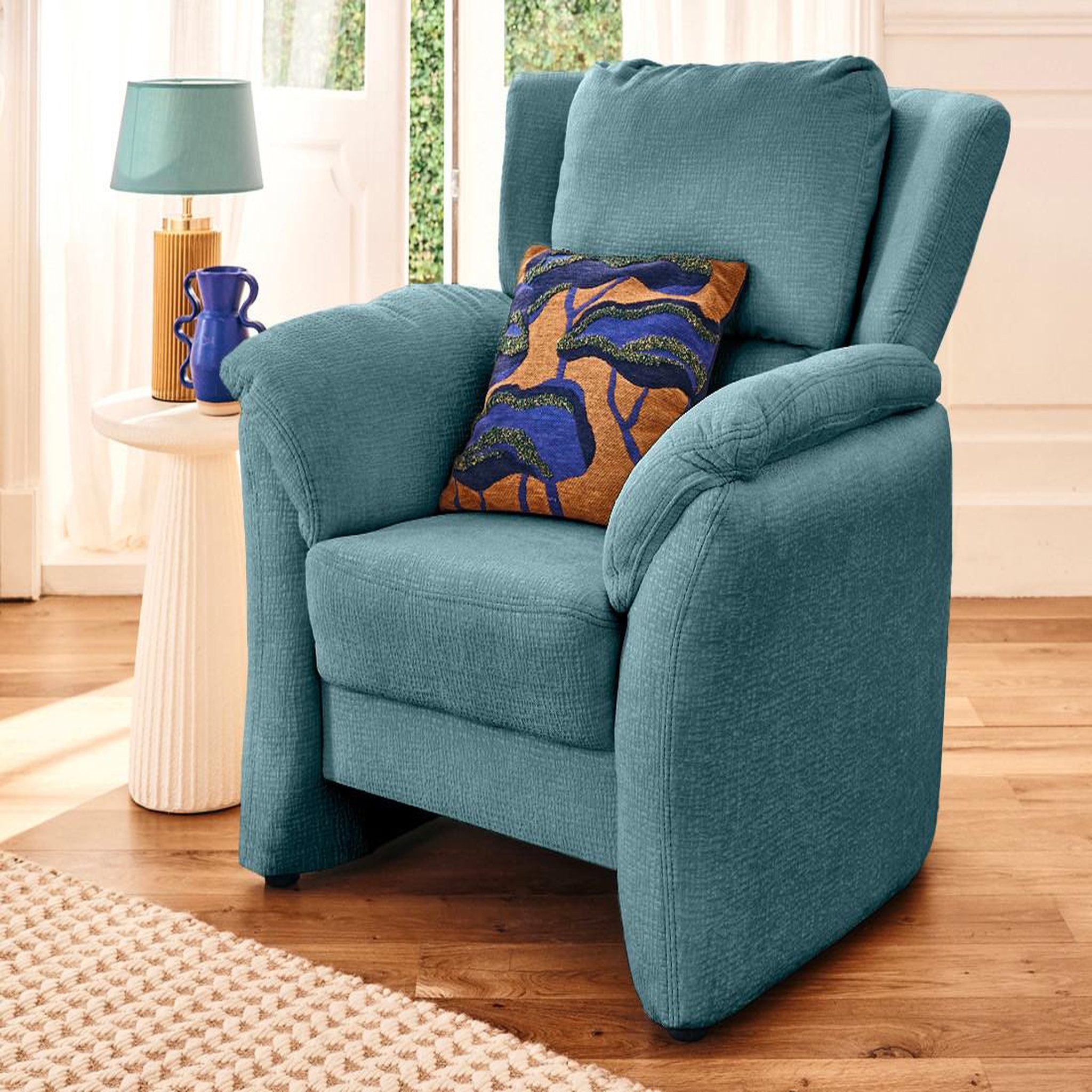 Voir la diapositive 1 : LISA DESIGN Bastille - fauteuil en tissu velours relief
