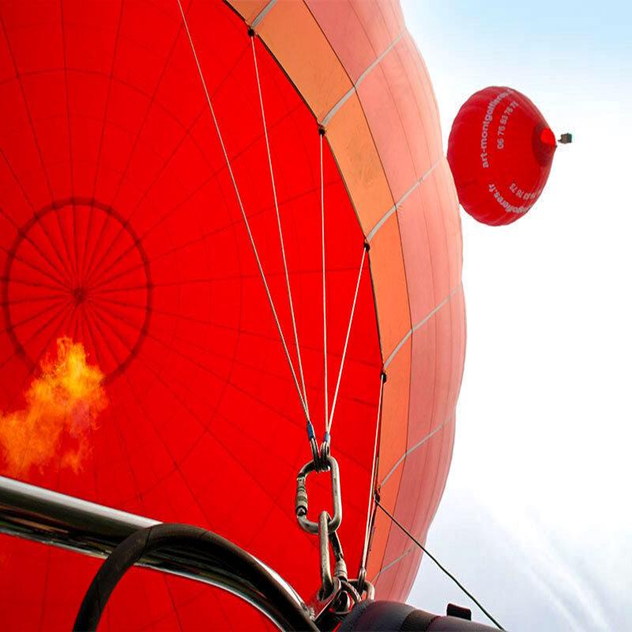 Voir la diapositive 4 : Smartbox Vol en montgolfière au-dessus du château d'amboise en semaine - coffret cadeau sport & aventure