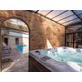 Voir la diapositive 3 : Smartbox 2 jours en hôtel de charme 4* à Sarlat avec accès au spa - Coffret Cadeau Séjour