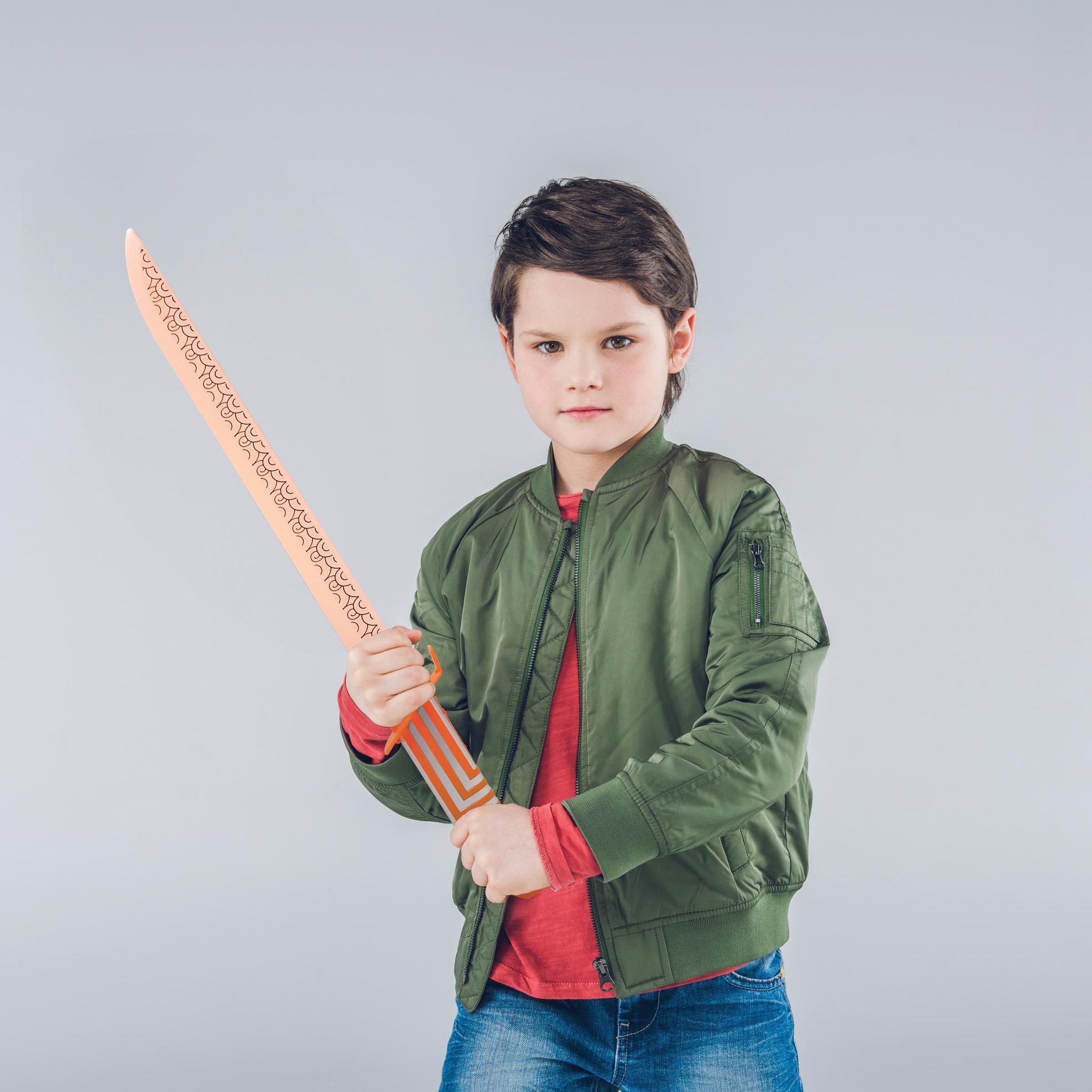Voir la diapositive 6 : Lexibook Sabre Laser LED Naruto avec effets sonores