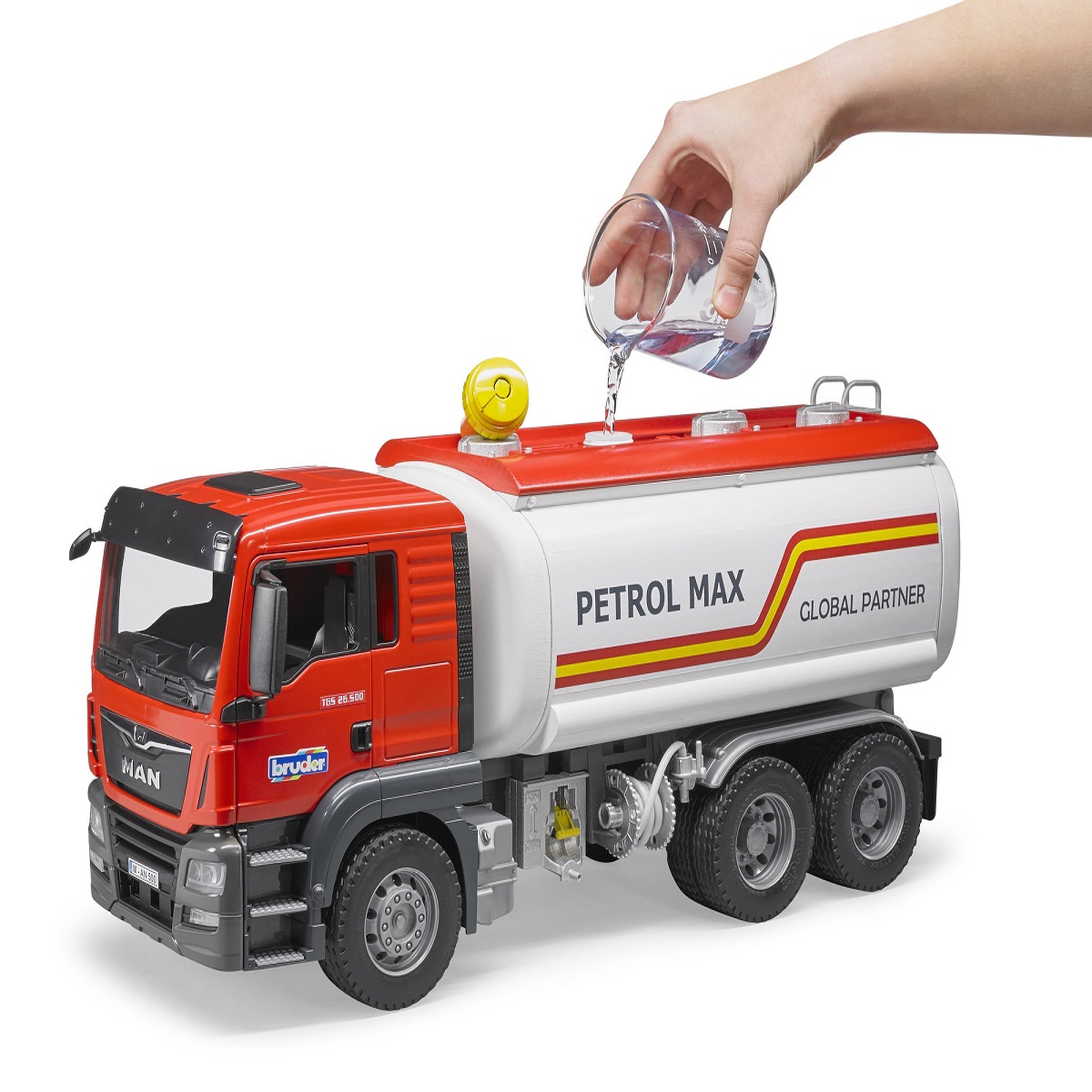 Voir la diapositive 5 : BRUDER Camion Citerne Man TGS 