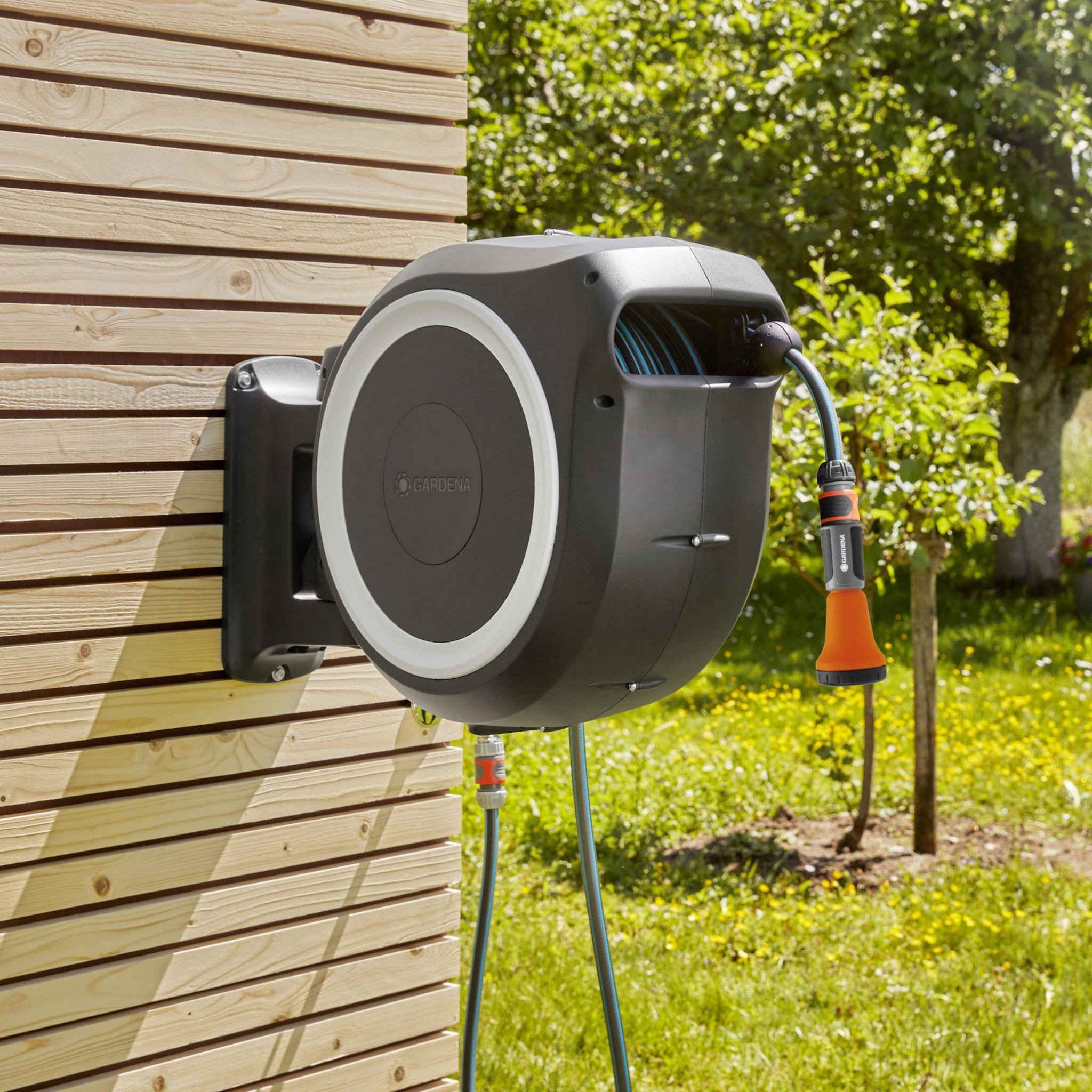 Gardena Dévidoir automatique mural jardin 30 m gardena