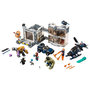 Voir la diapositive 3 : LEGO Marvel 76131 - L'attaque du QG des Avengers