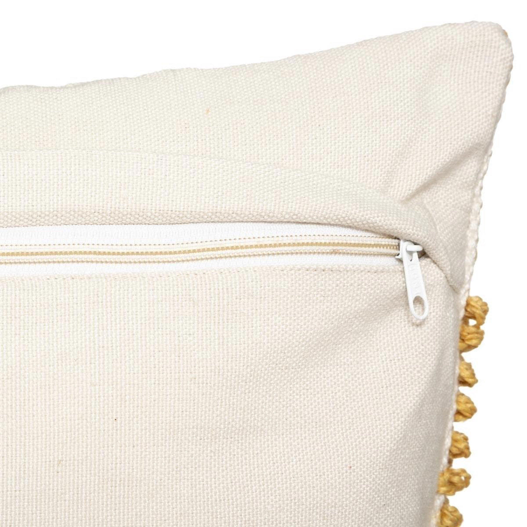 Voir la diapositive 2 : ATMOSPHERA Coussin déco à pompons  row  45x45cm ocre