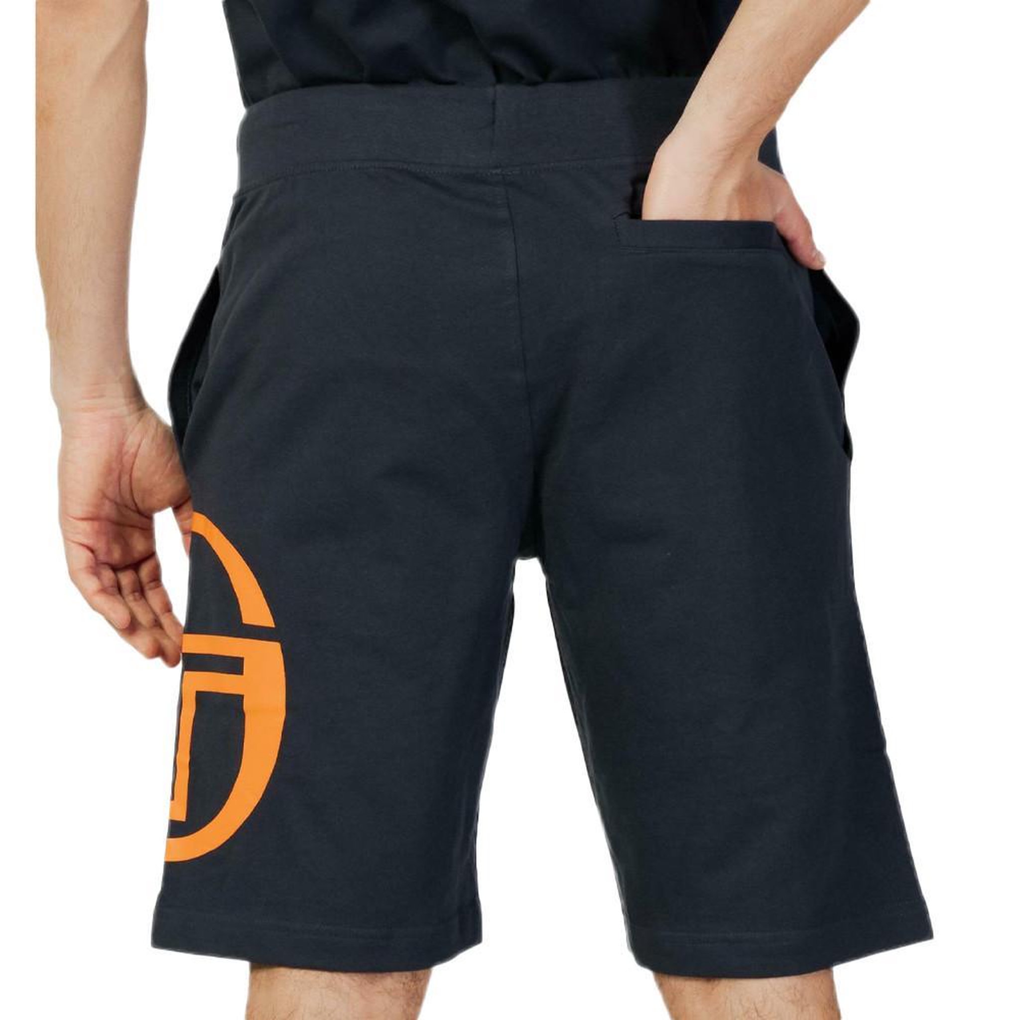 Voir la diapositive 5 : SERGIO TACCHINI Short marine homme sergio tacchini pollici