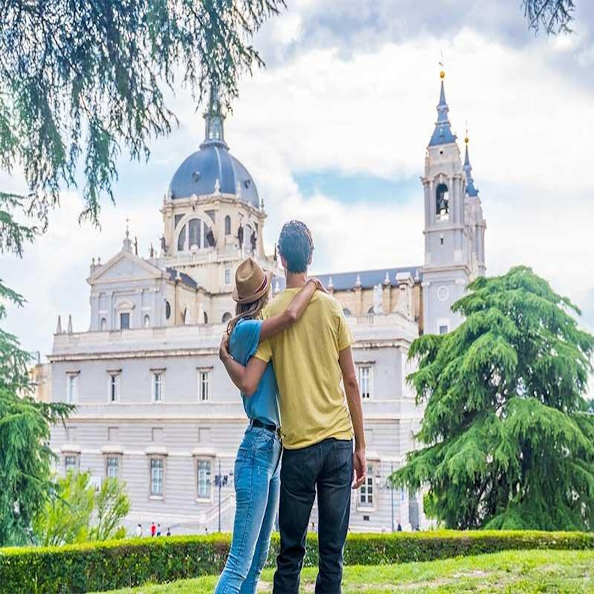 Smartbox Lune de miel : escapade romantique de 4 jours en Europe - Coffret Cadeau Séjour