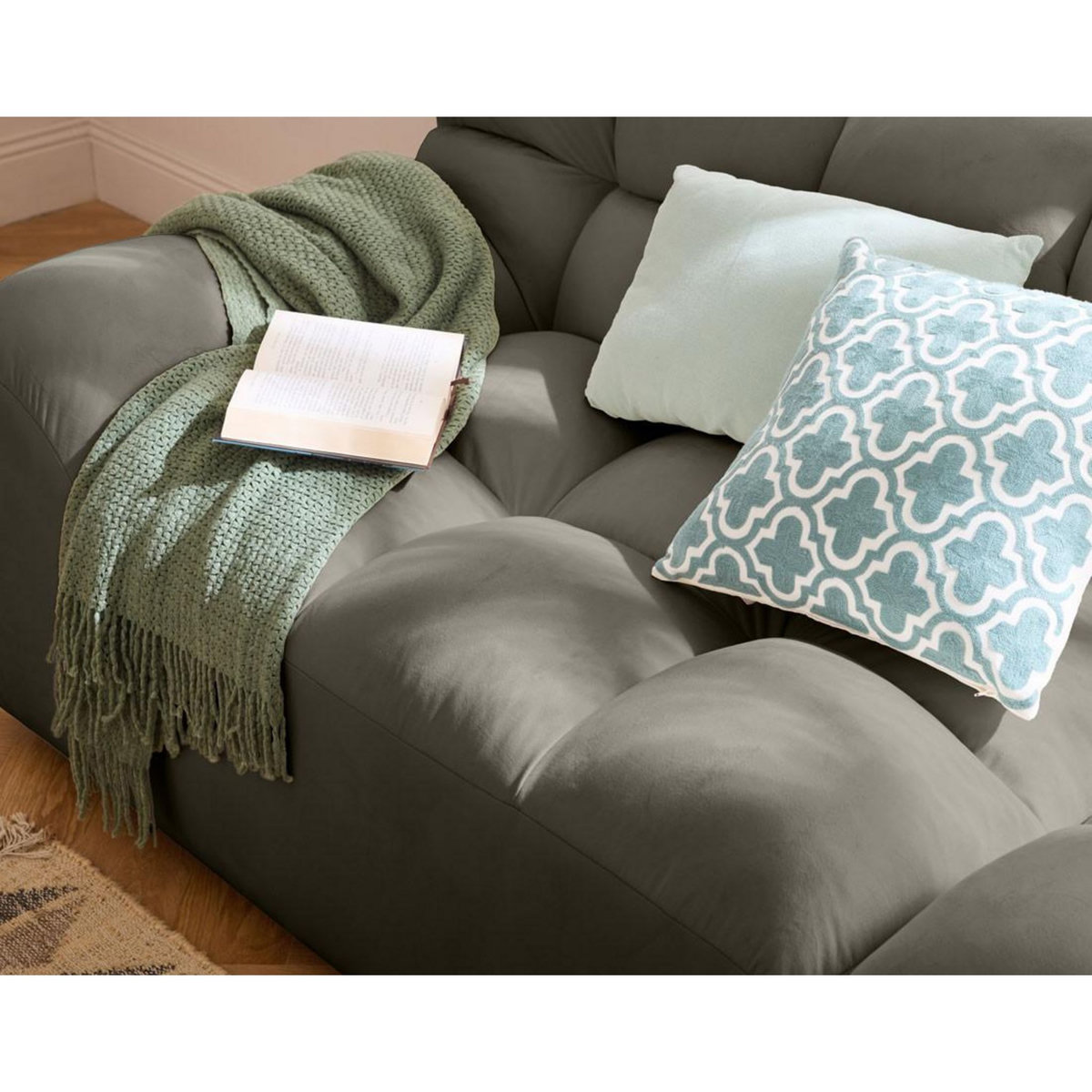 LISA DESIGN Napoli - canapé droit 4 places - en velours