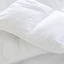 Voir la diapositive 2 : Sensei Maison Couette naturelle - Chaude - 40% duvet anti-acarienne PLEIN CIEL