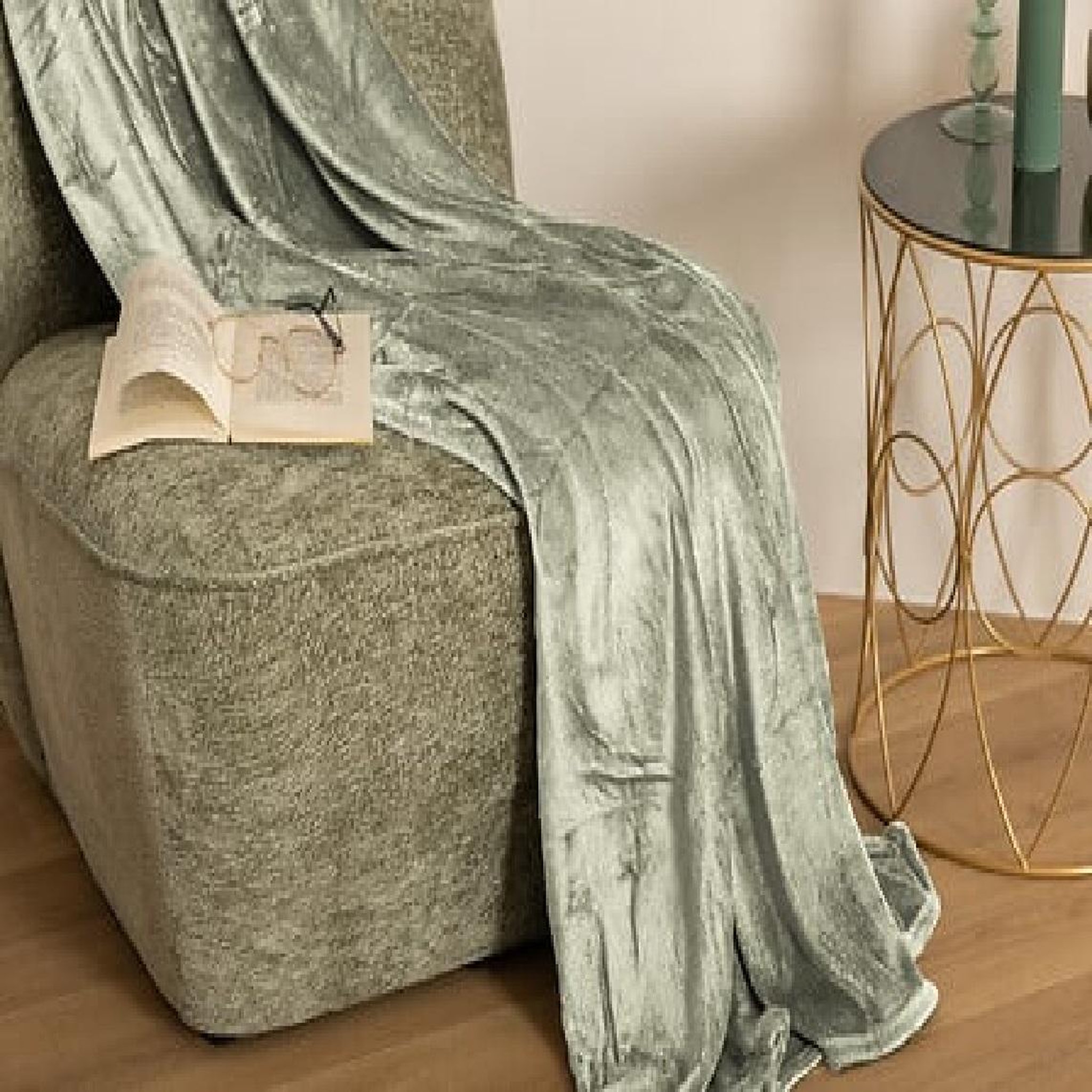 Voir la diapositive 2 : Eden Plaid collection olis design et moderne