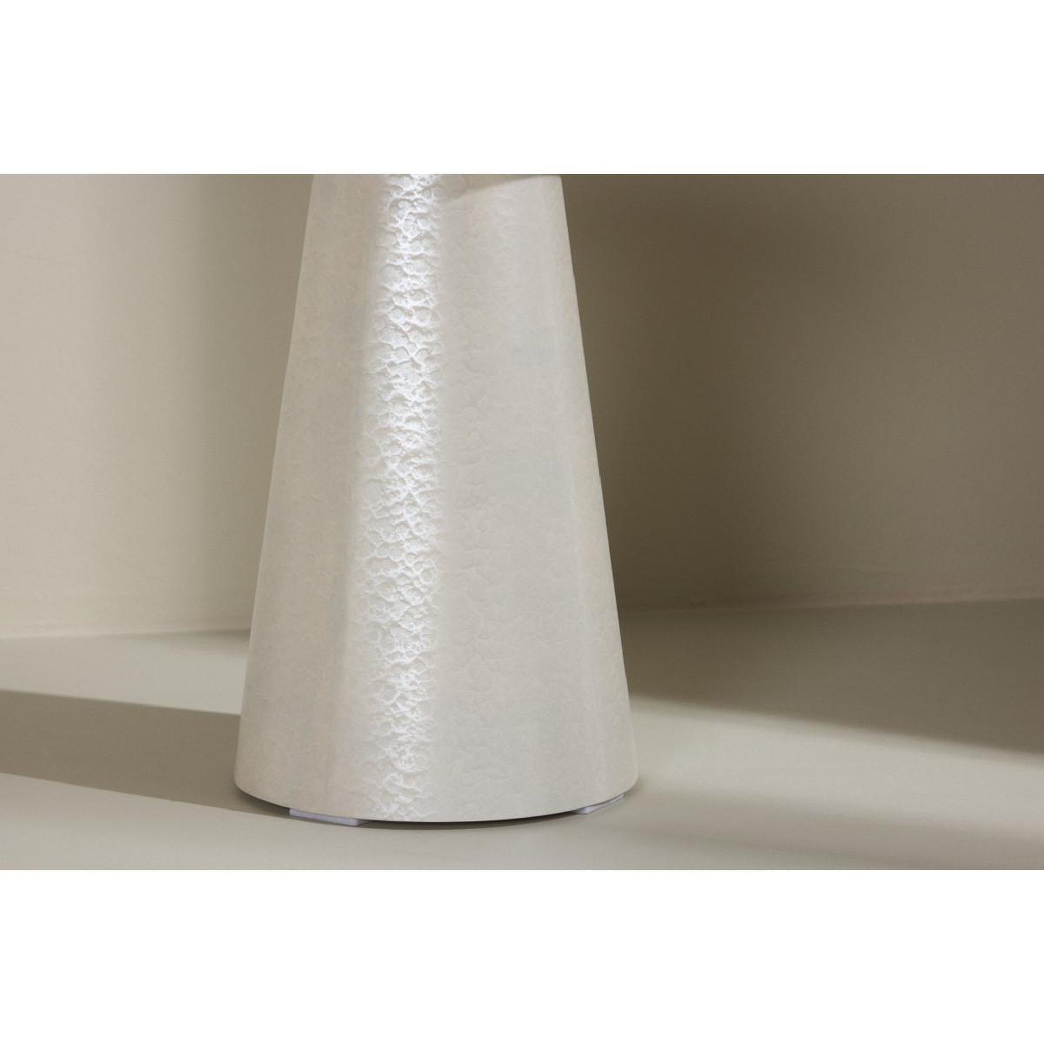 Voir la diapositive 3 : Paris Prix Table d'appoint design  lanzo  45cm blanc
