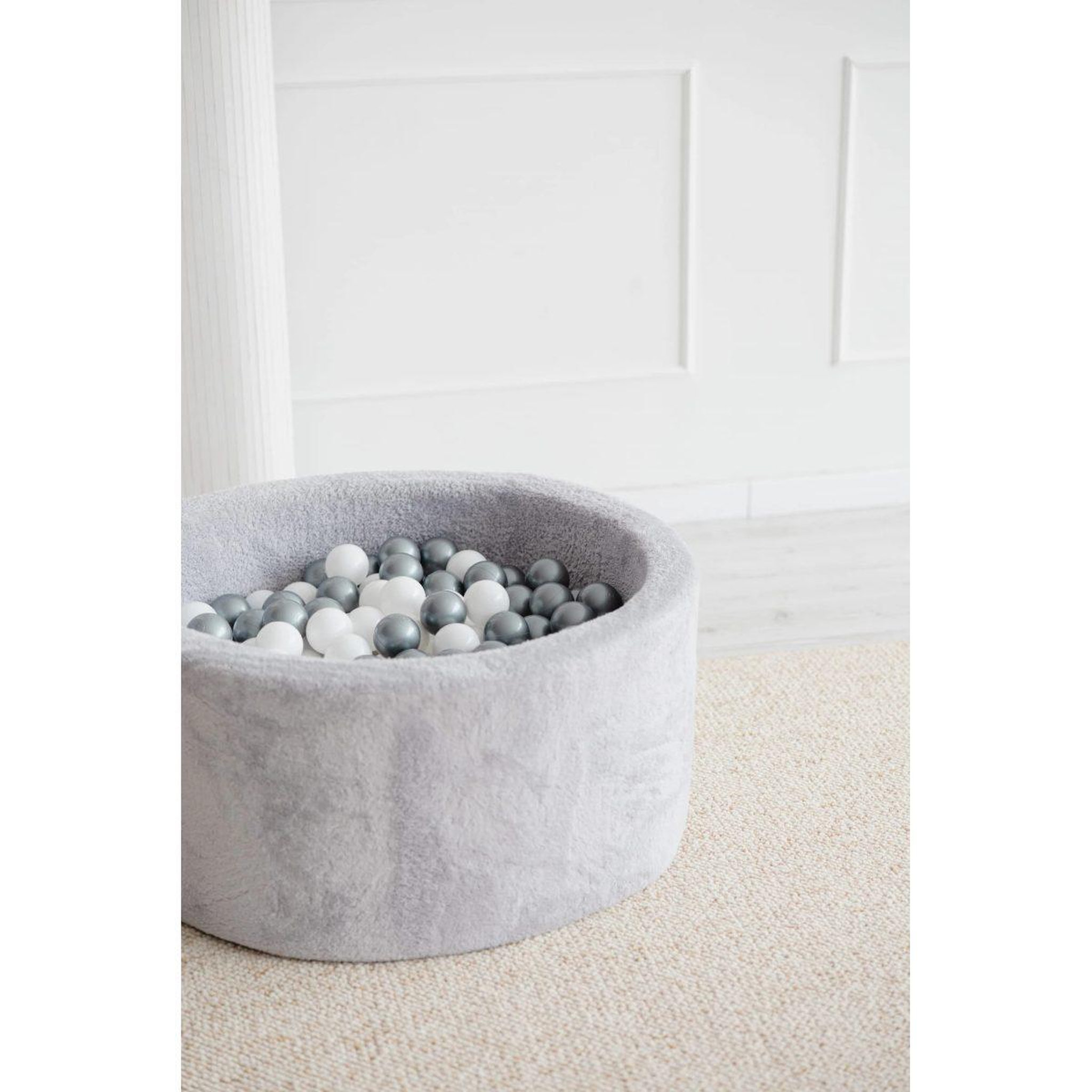 Voir la diapositive 2 : MONIO FOR KIDS Piscine à balles ronde 90 x 40 cm avec 200 balles — Gris clair