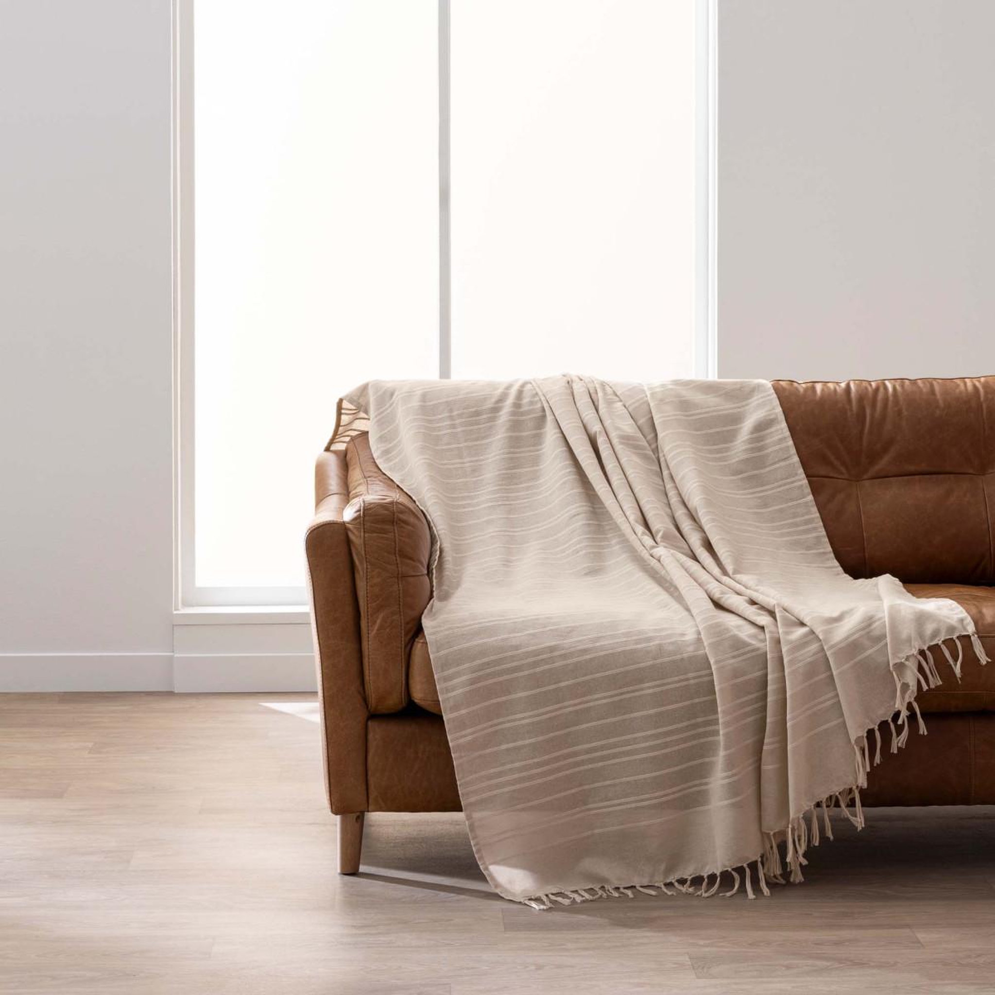 Voir la diapositive 3 : Douceur d'Intérieur Plaid à franges  lilia  180x220cm beige lin