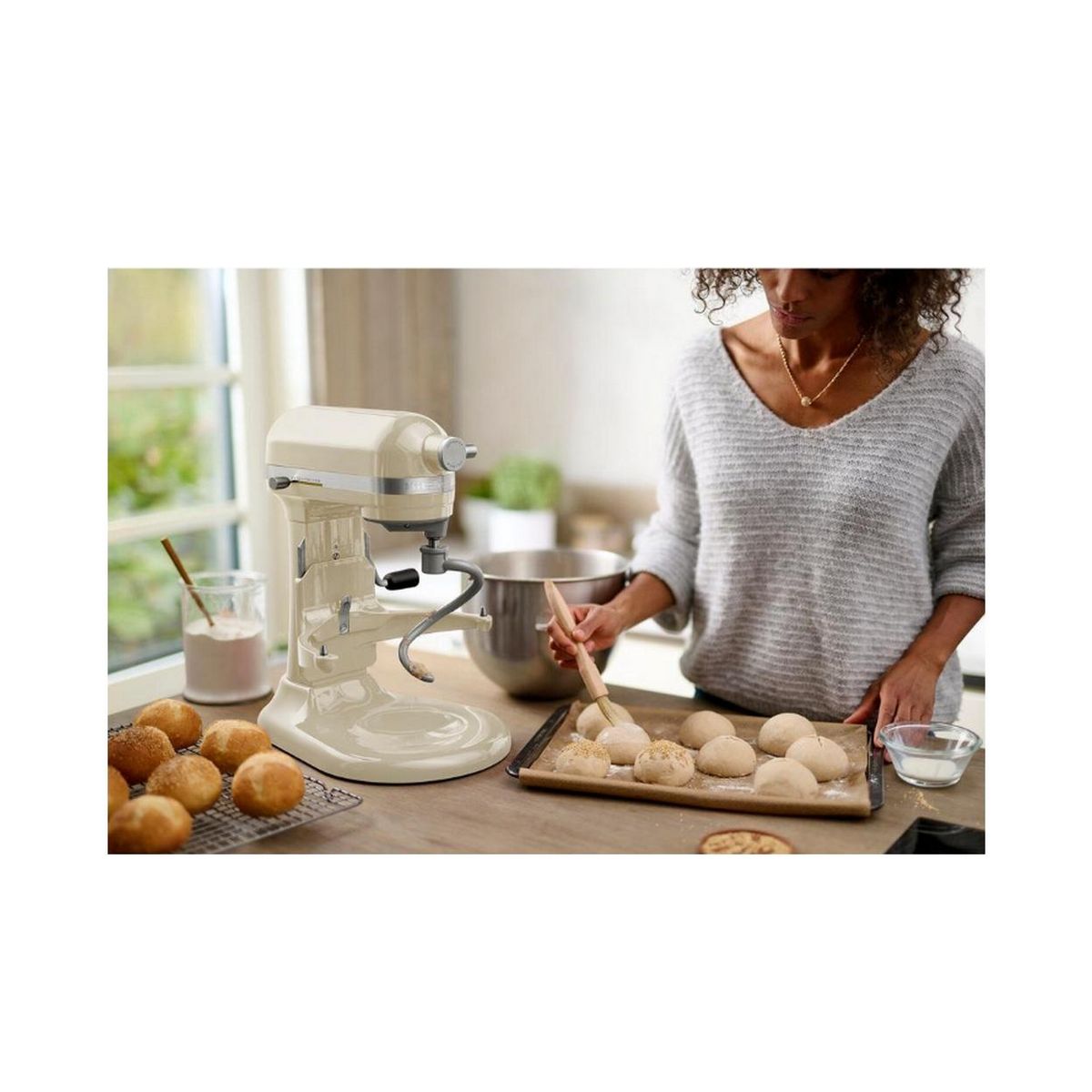 KitchenAid Robot sur socle 5,6l 375w crème - 5KSM60SPXEAC/1