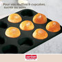 Voir la diapositive 2 : ZENKER Lot comprenant 1 Moule à Muffins 12 empreintes, 1 spatule Zenker et 2 bols à mixer en inox Fackelmann