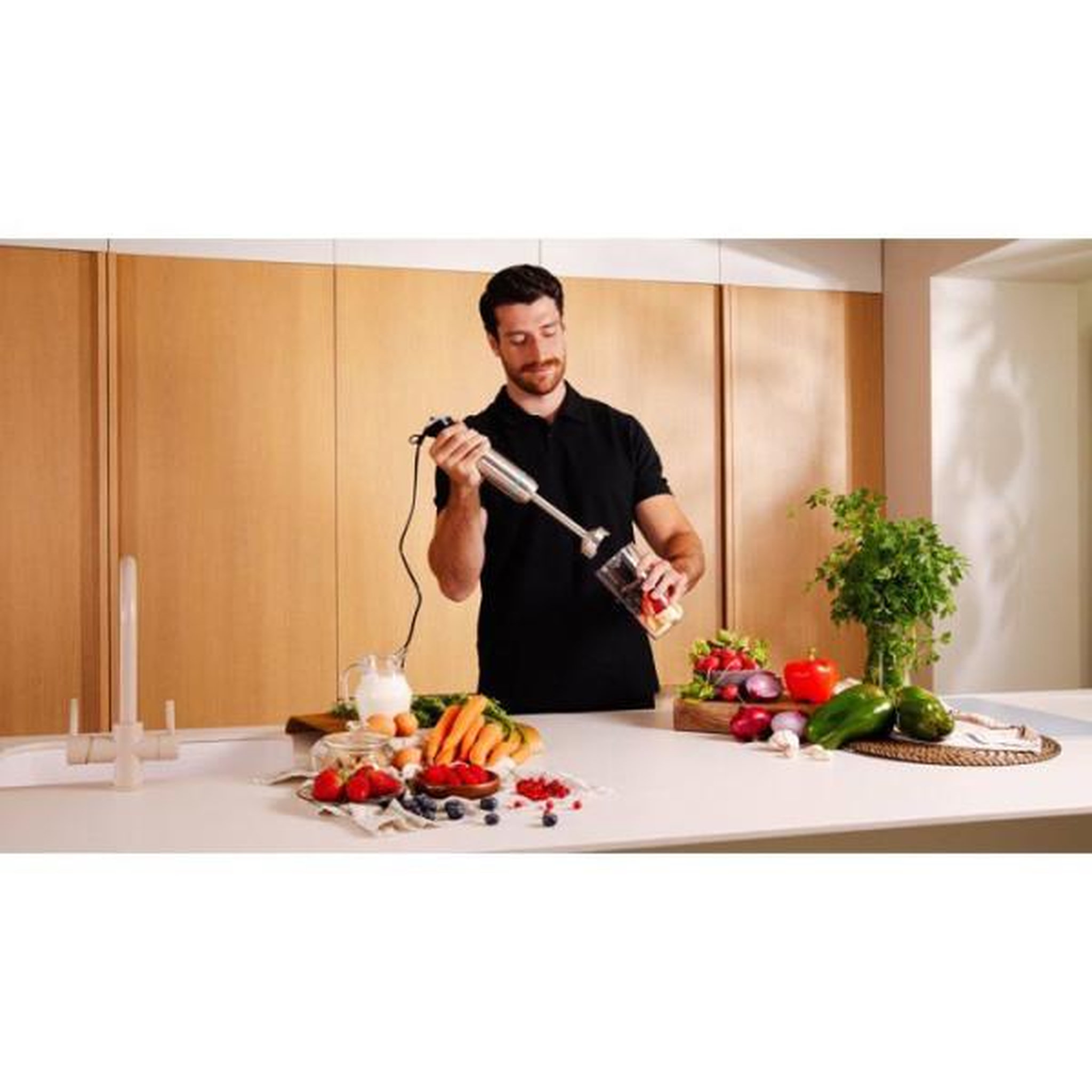 Voir la diapositive 6 : CECOTEC Mixeur Electrique  plongeant - CECOTEC - Power Neutron - 1100 W - Lame avec 4 feuilles - Verre 800 ml - Noir / Inox