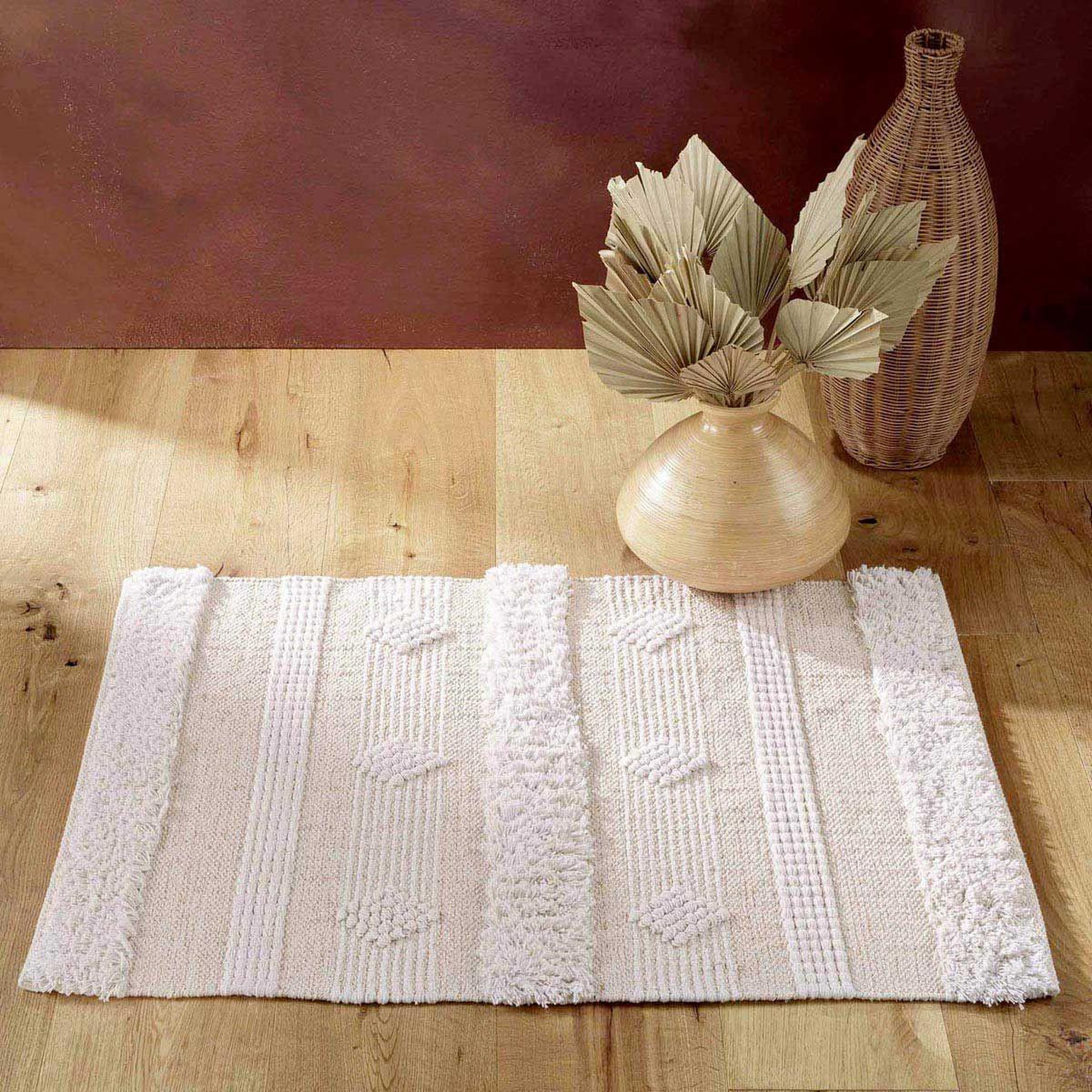 Voir la diapositive 4 : Douceur d'Intérieur Tapis déco fantaisie  athos  60x90cm naturel