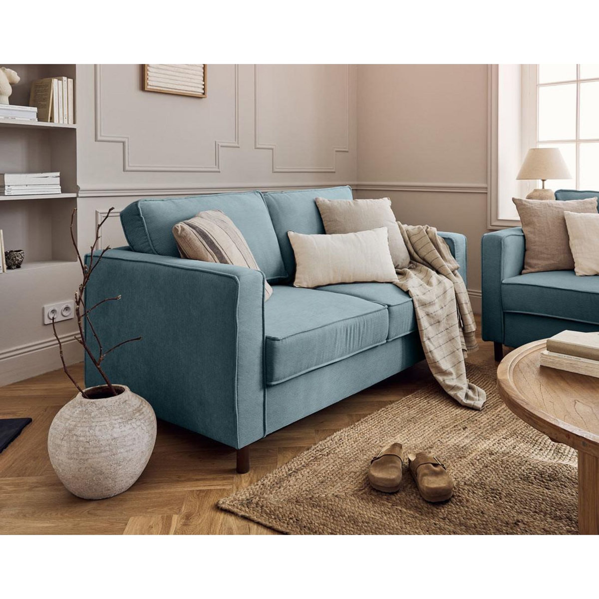 LISA DESIGN Jake - canapé 2 places en velours côtelé - pieds bois foncé