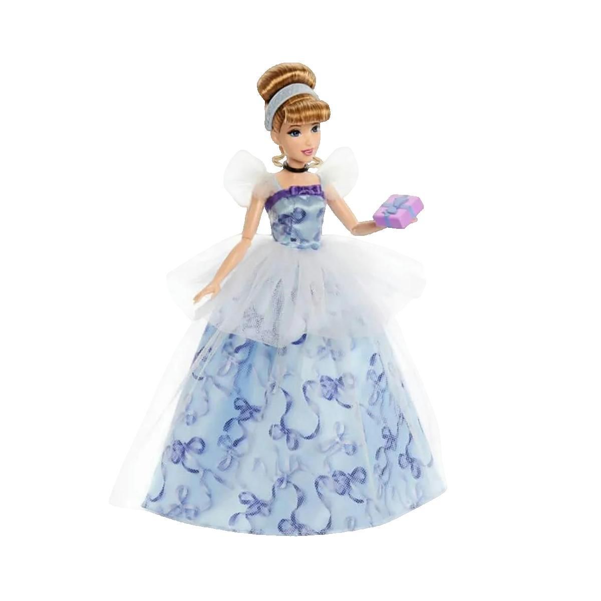 MATTEL Poupée Mattel anniversaire Cendrillon