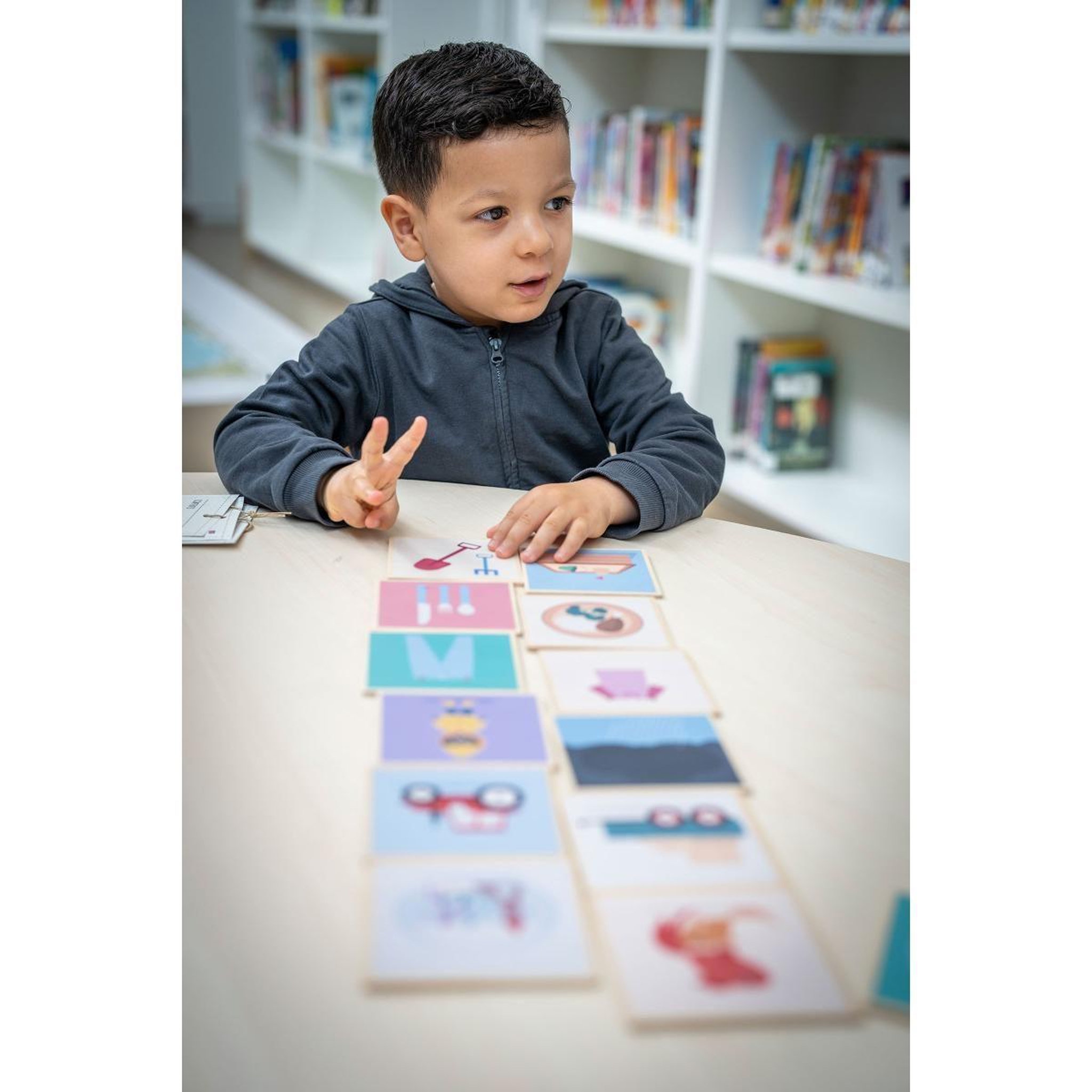 Voir la diapositive 3 : EDUCO Combinez 2 images — jeu éducatif pour la classe