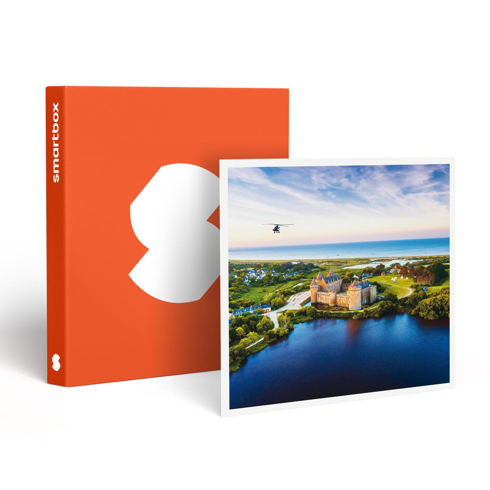 Smartbox Vol en hélicoptère de 20 min au-dessus de vannes - coffret cadeau sport & aventure