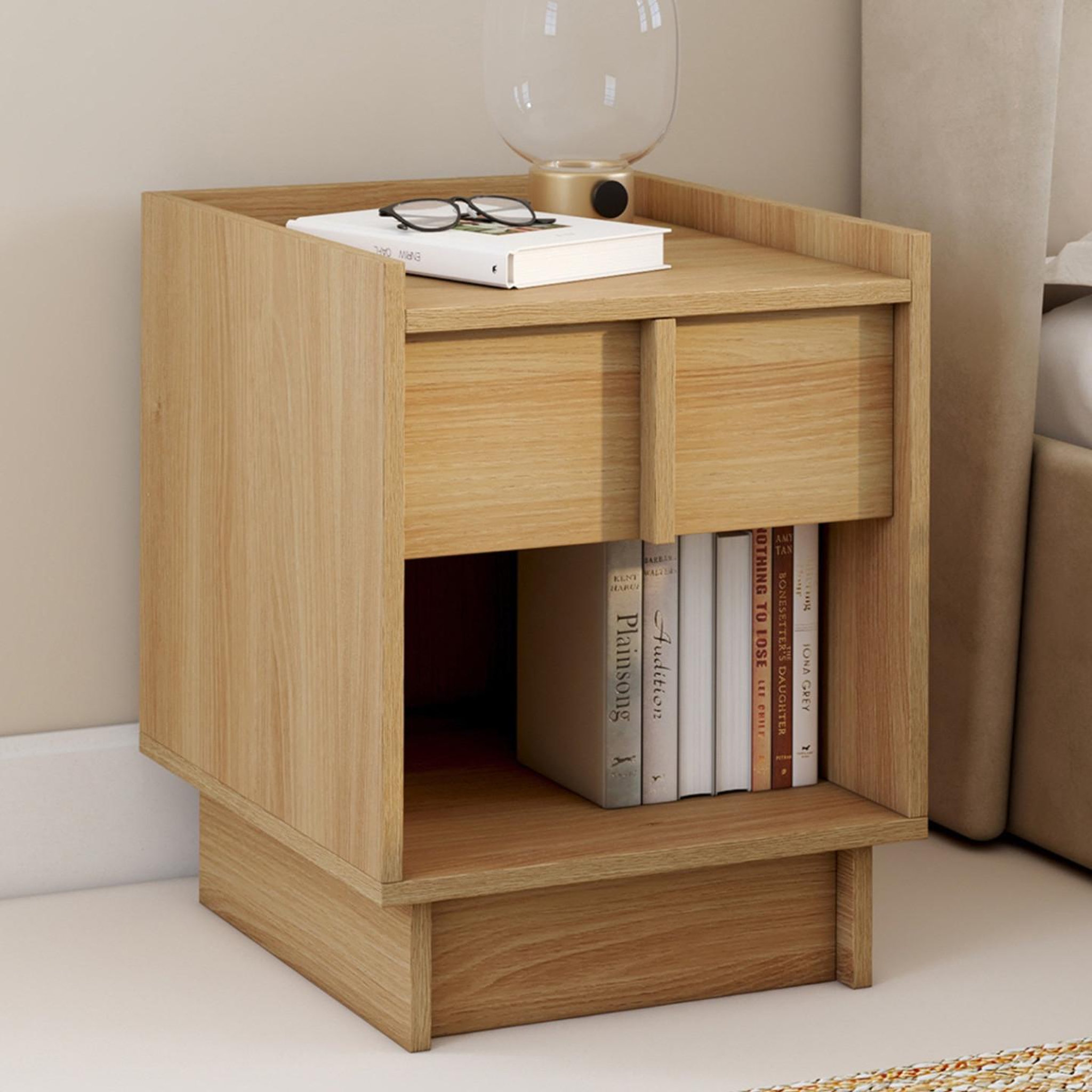 Voir la diapositive 2 : ID MARKET Lot de 2 tables de chevet rosie 1 tiroir et 1 niche façon hêtre design minimaliste