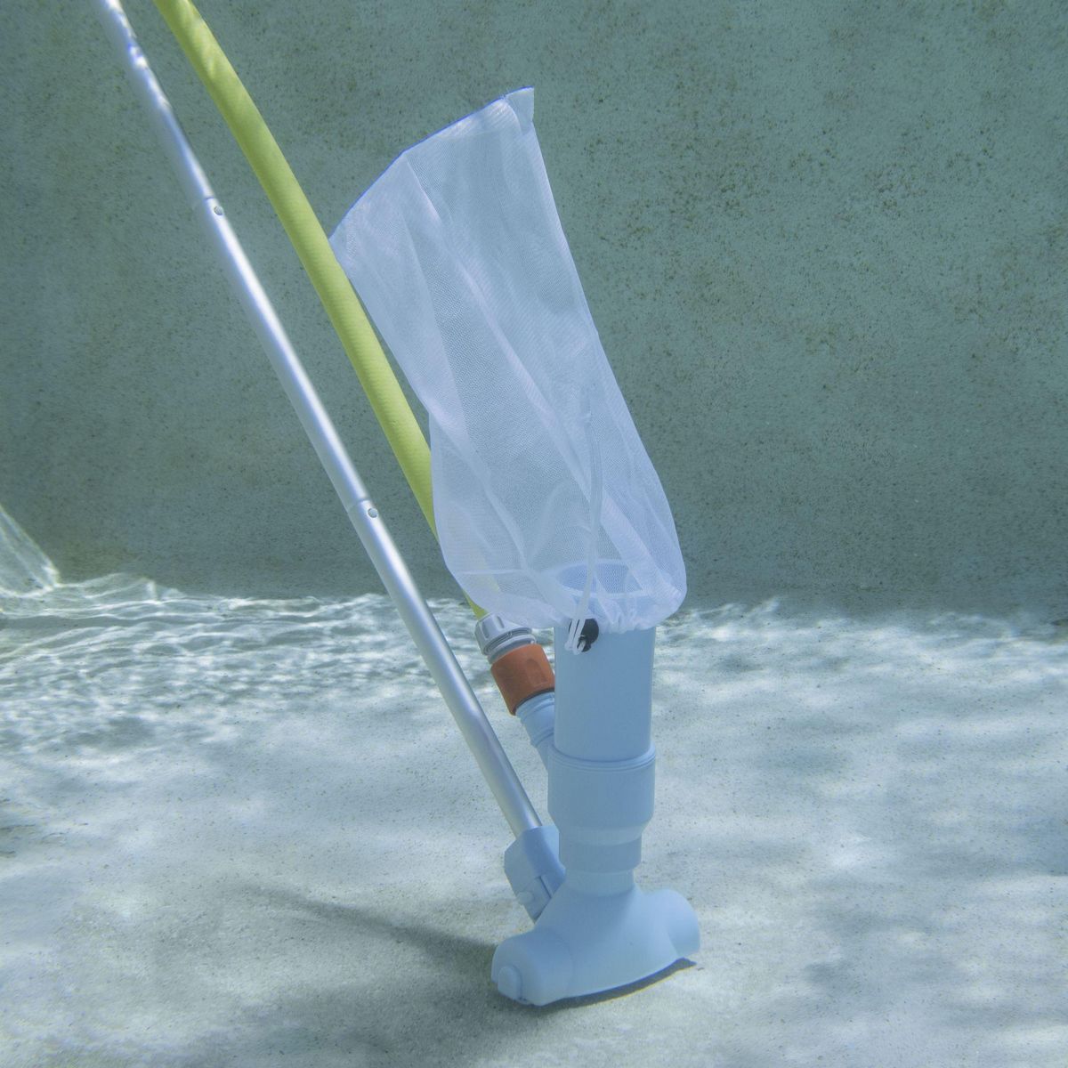 WERKAPRO Aspirateur piscine WERKA PRO avec filet et manche aluminium 1,5m