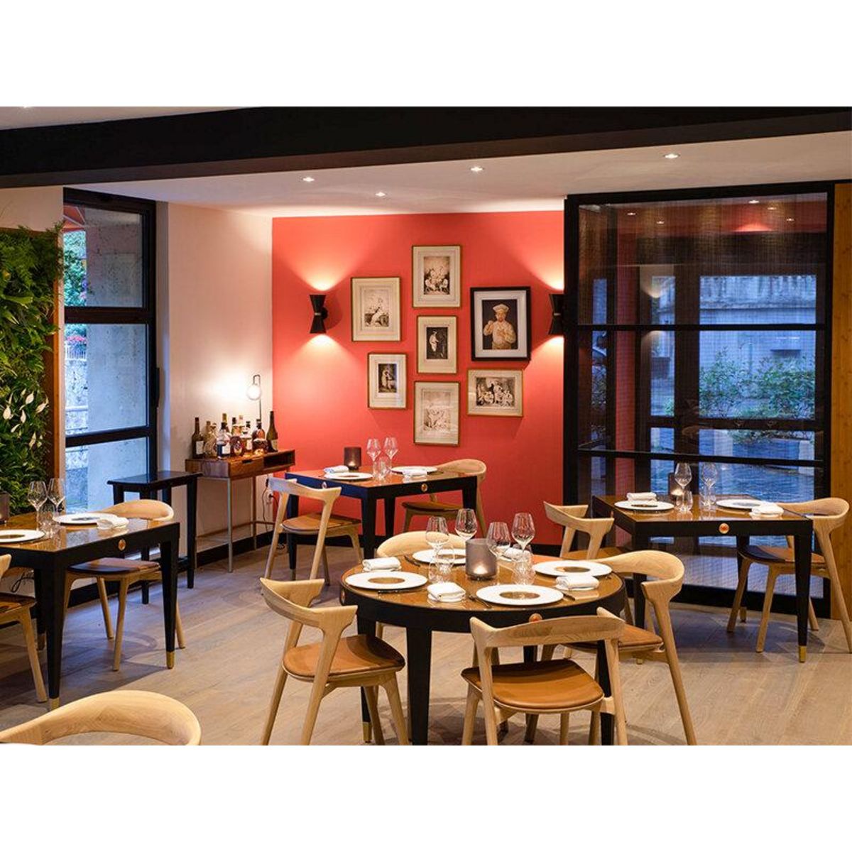 Smartbox Adresses primées : repas 4 plats au restaurant Le Puits du Trésor près de Caracassone - Coffret Cadeau Gastronomie