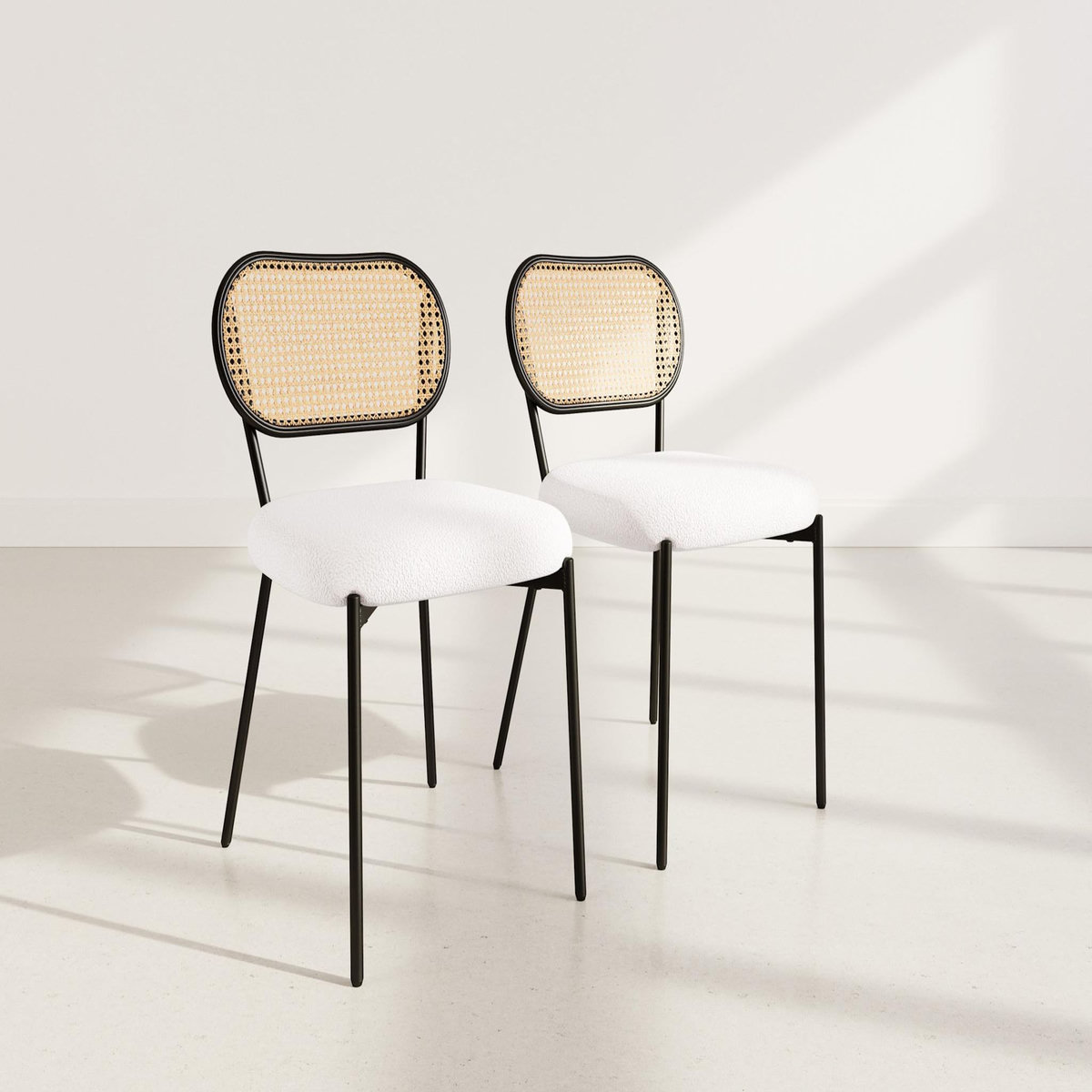 LISA DESIGN Luciano - lot de 2 chaises cannage - dossier arrondi - en tissu bouclette