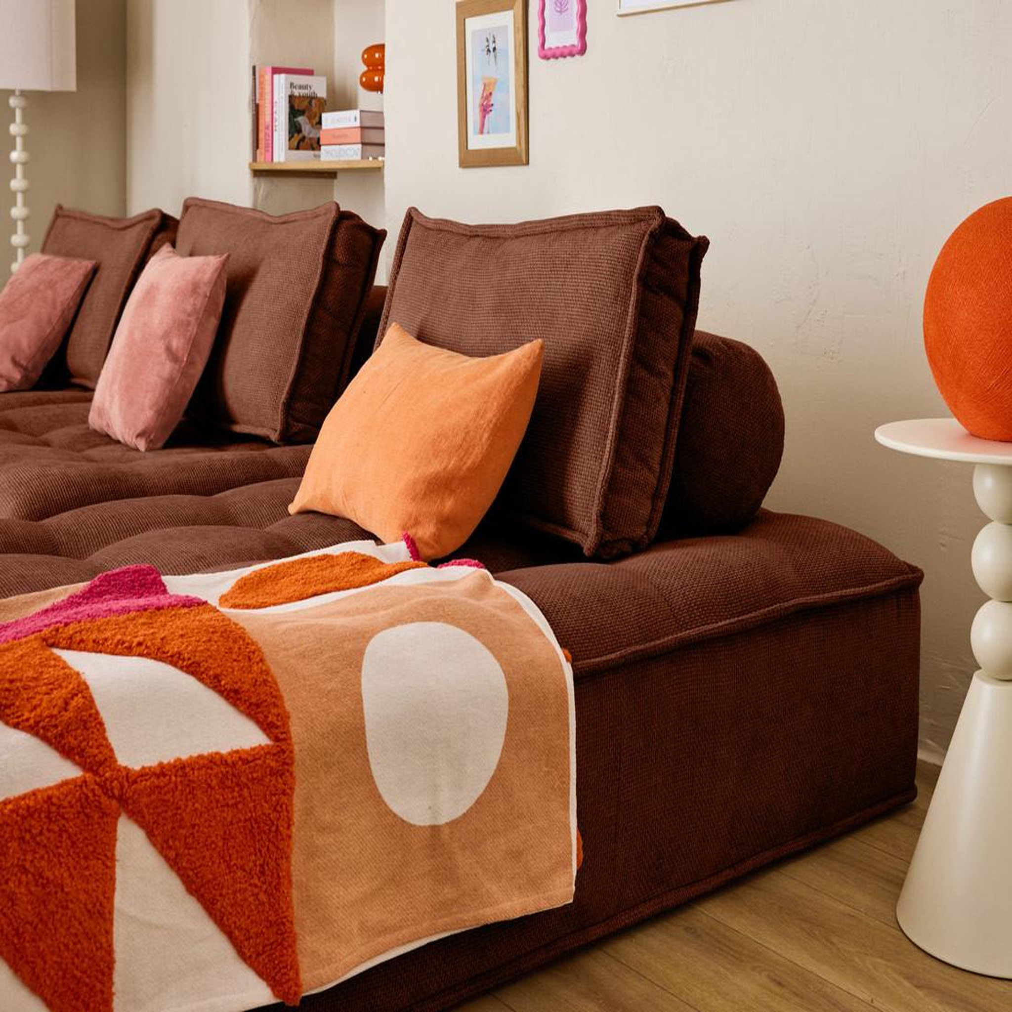Voir la diapositive 4 : LISA DESIGN Marisol - canapé d'angle modulable 4 places - velours texturé