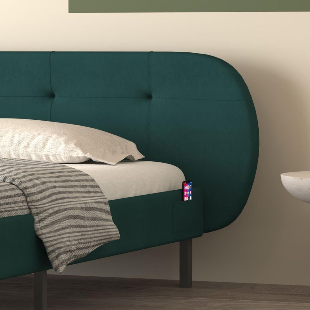 CONCEPT USINE Lit capitonné 160x200cm vert avec tête de lit et sommier TULSA