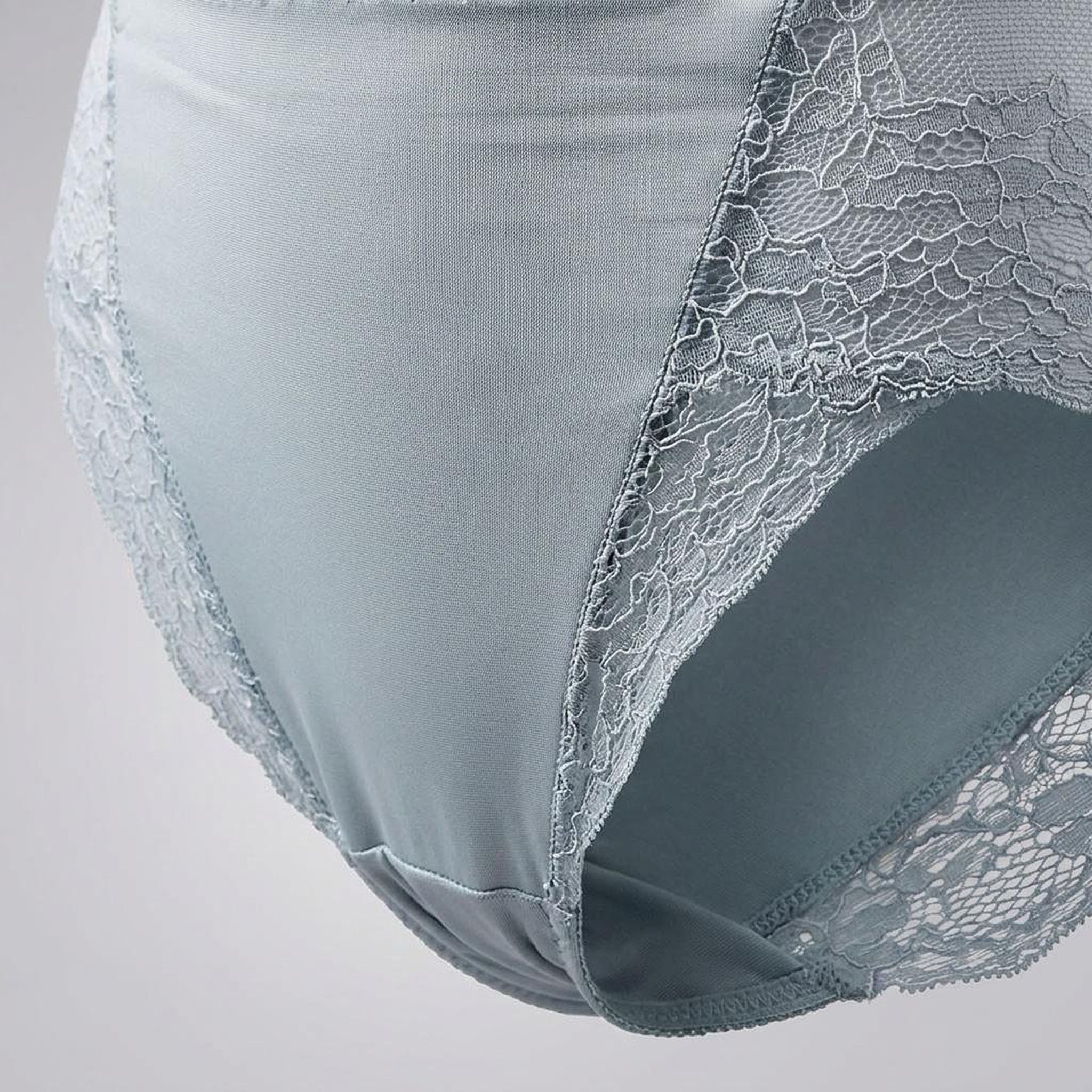 Voir la diapositive 6 : OZABI OZABI Pack de Culottes Femme Gainantes Dentelle Invisible – Lot de 4