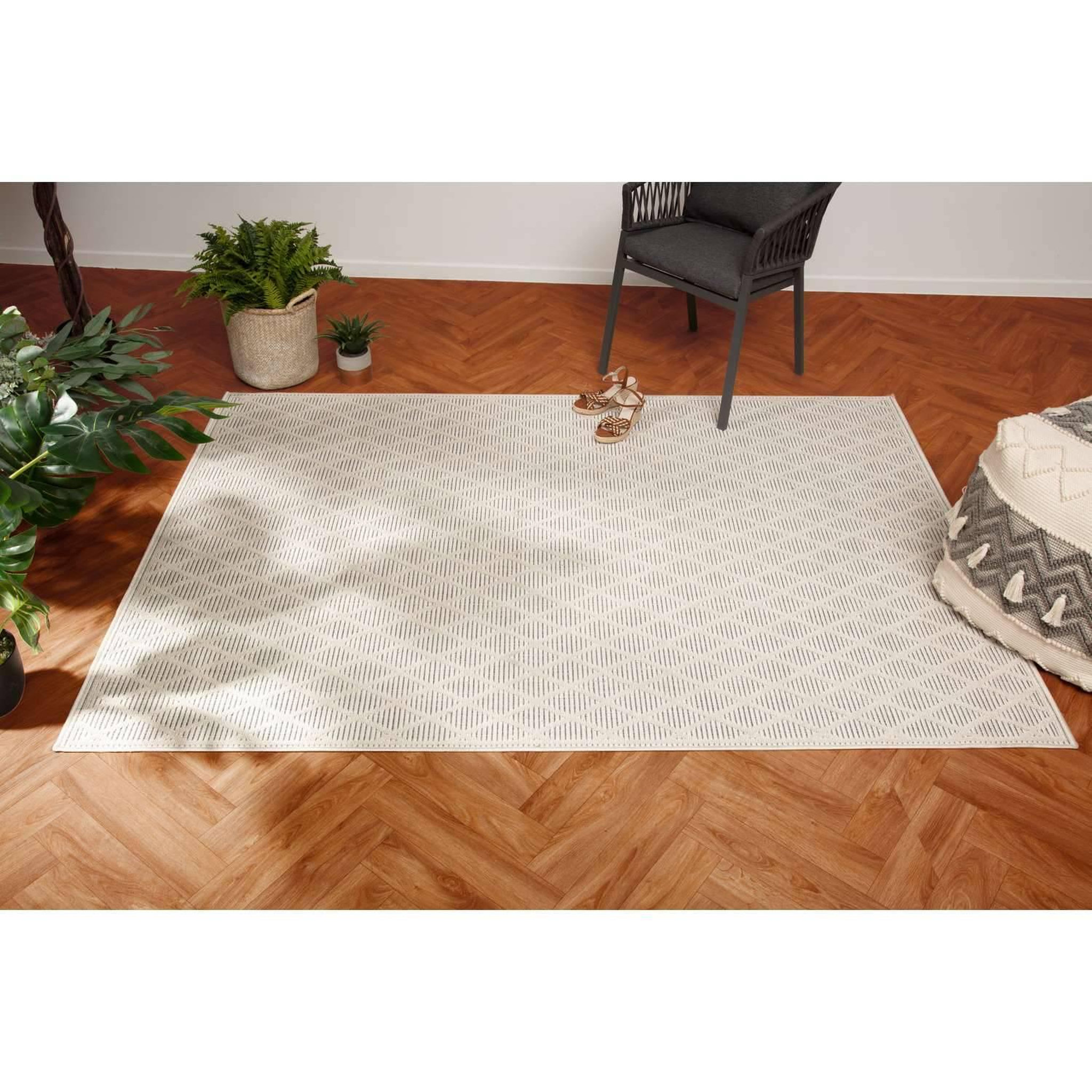 Voir la diapositive 2 : ATMOSPHERA Tapis rectangulaire intérieur et extérieur losange - 120 x 170 cm - noir et blanc