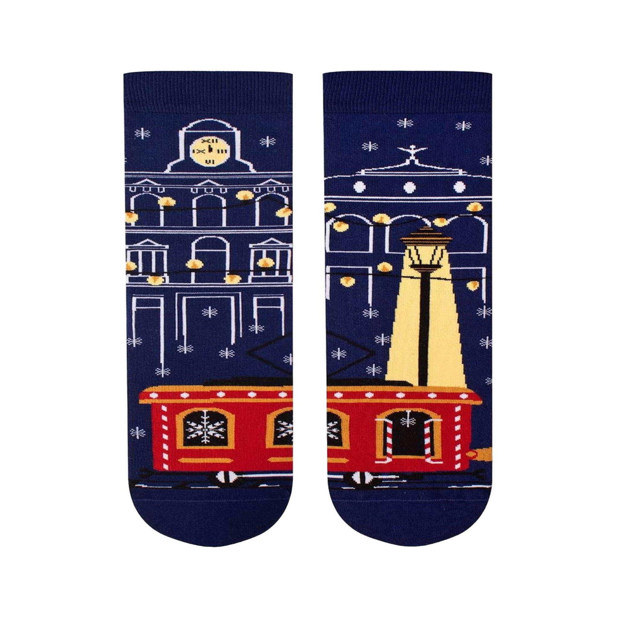Voir la diapositive 2 : PIRIN HILL Chaussettes arty tramway de nuit