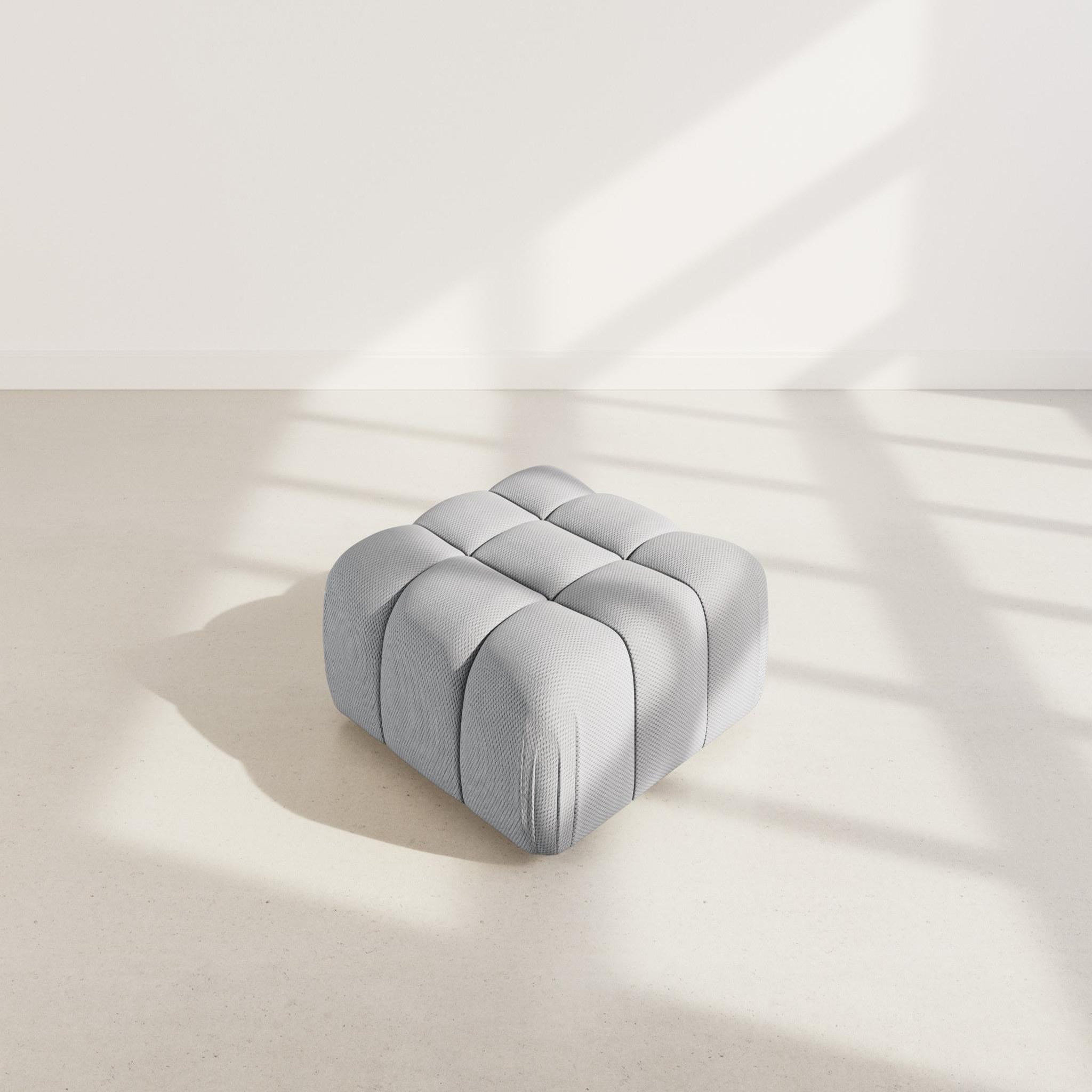 Voir la diapositive 3 : LISA DESIGN Ruby - pouf en velours texturé