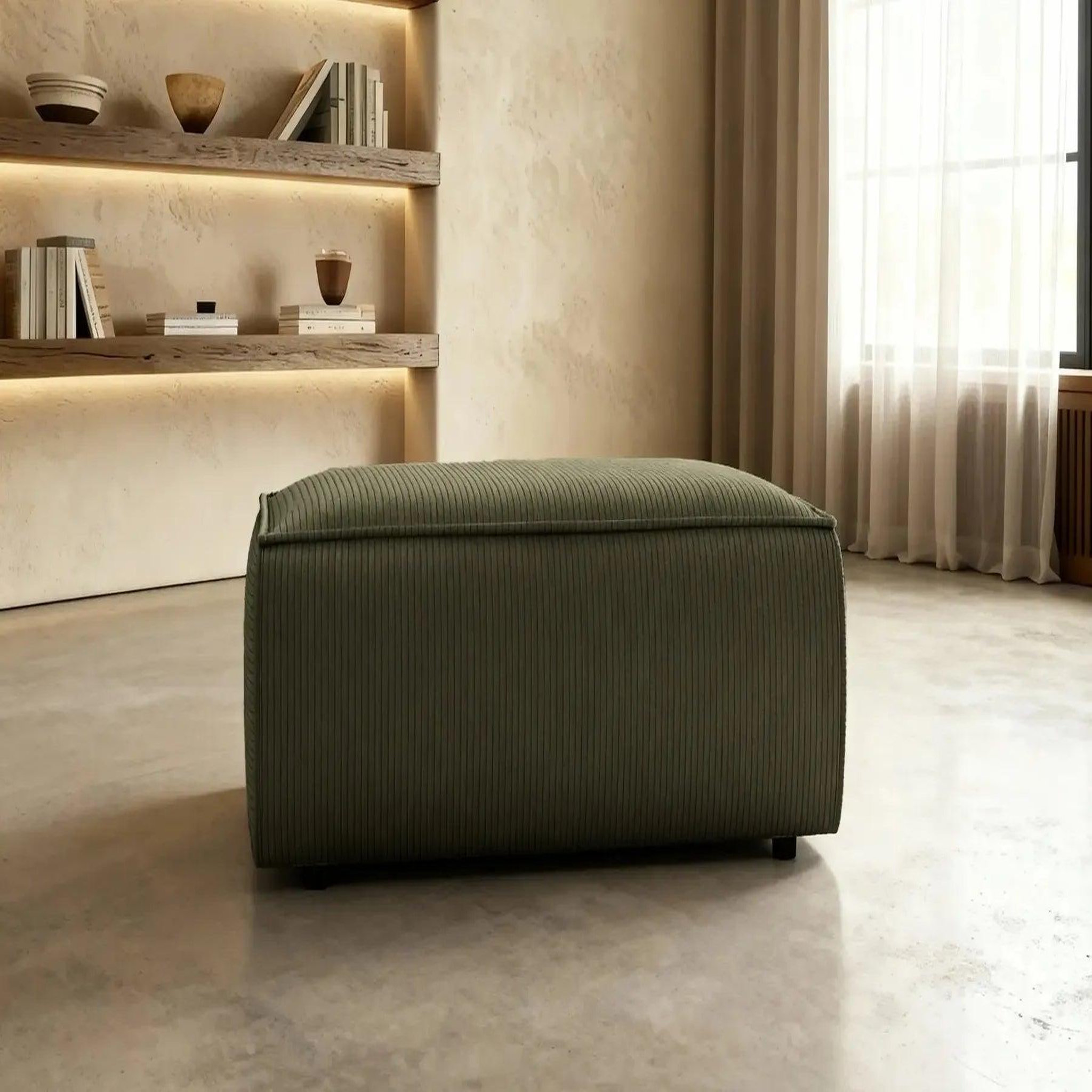 Voir la diapositive 3 : CASANOVA PARIS Jade - pouf velours côtelé