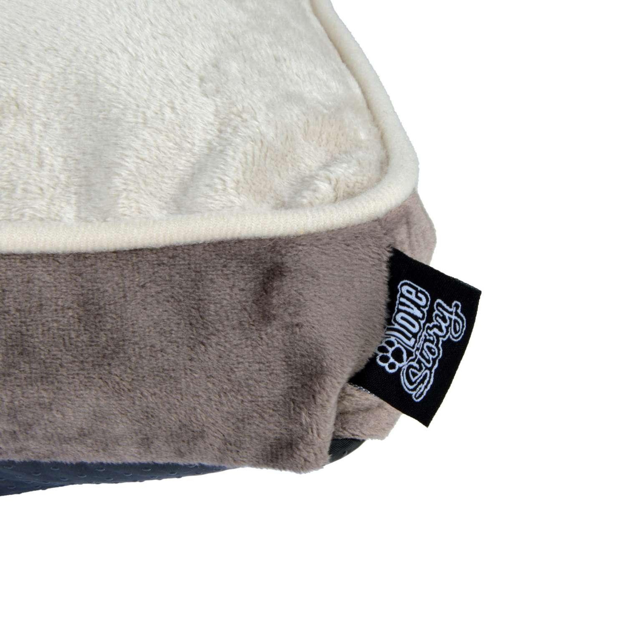 Voir la diapositive 2 : LOVE STORY Coussin rectangle max