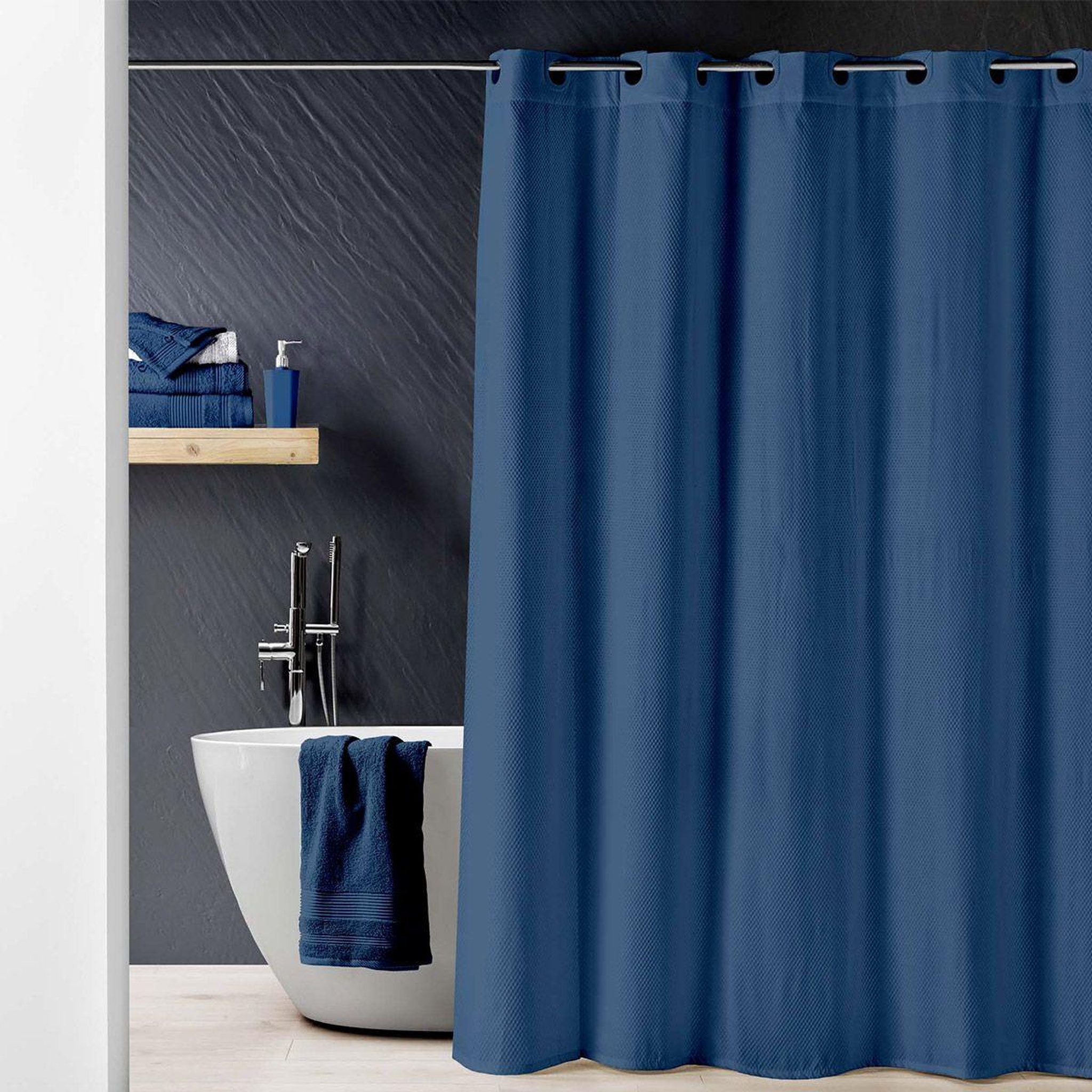 Voir la diapositive 1 : Douceur d'Intérieur Rideau de douche  dotty  180x200cm indigo
