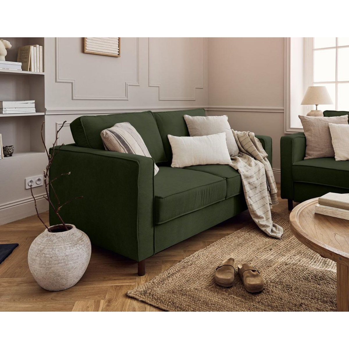 LISA DESIGN Jake - canapé 2 places en velours côtelé - pieds bois foncé