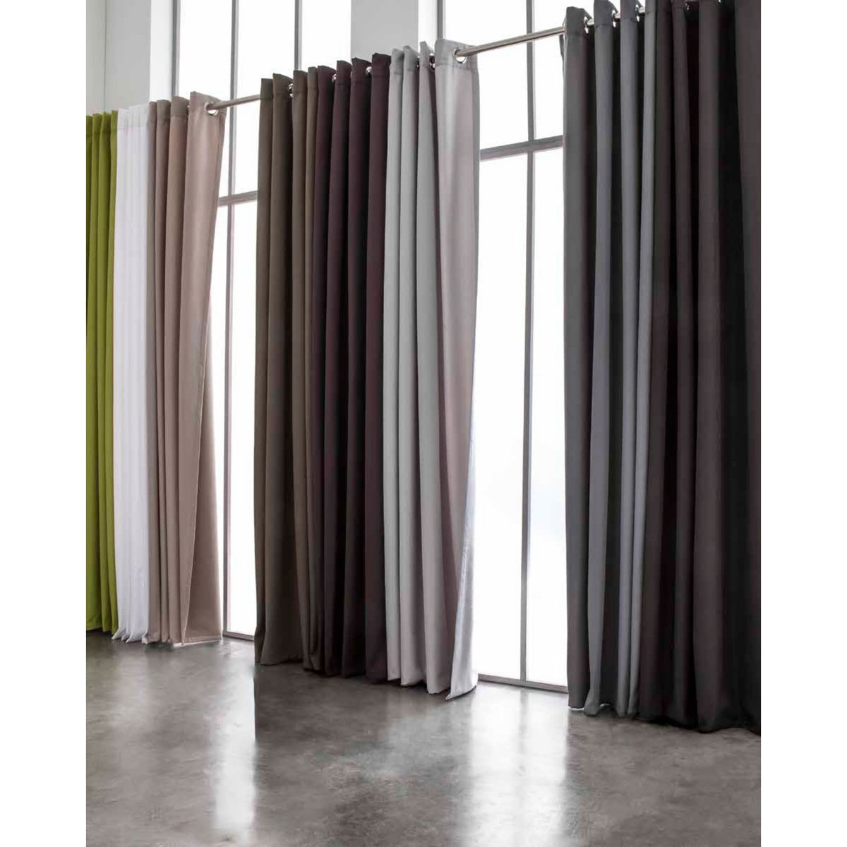 TODAY Rideau occultant à oeillets en polyester 140x260 cm