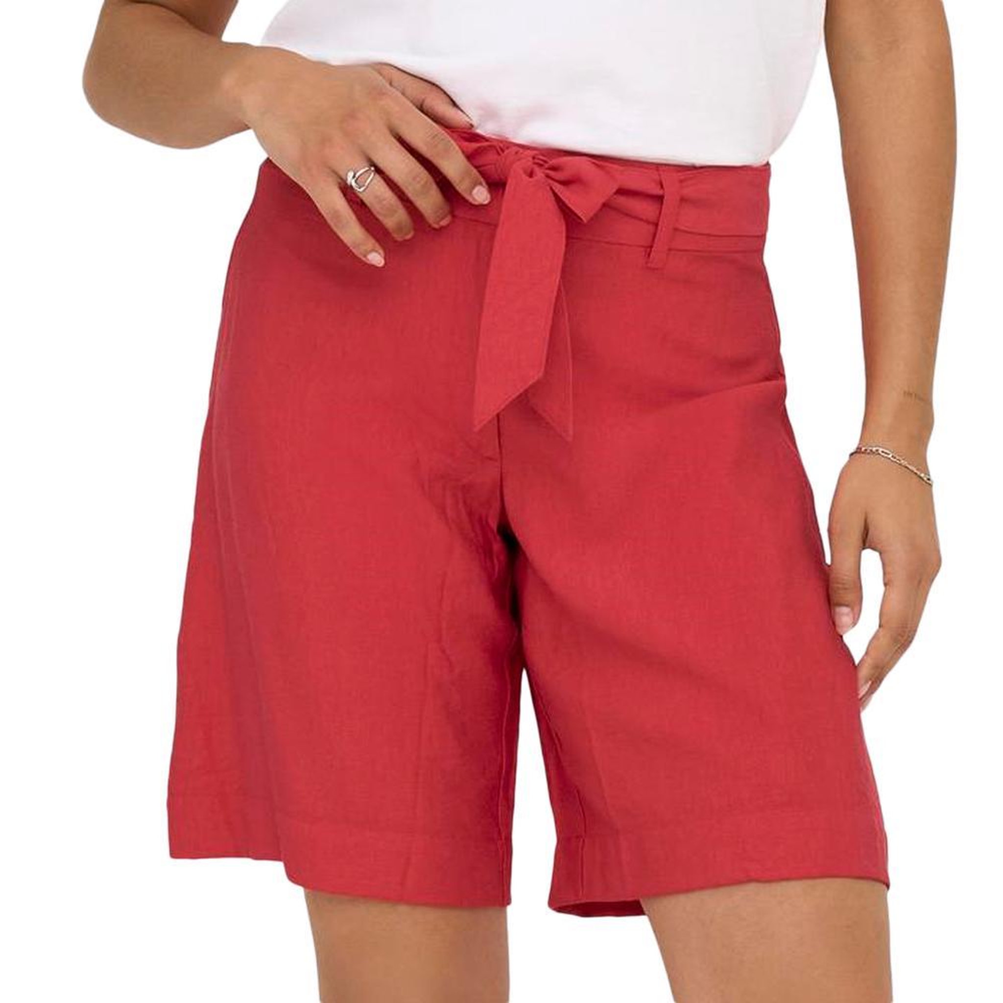 JACQUELINE DE YONG Short  Femme JDY Silas. Coloris disponibles : Rouge