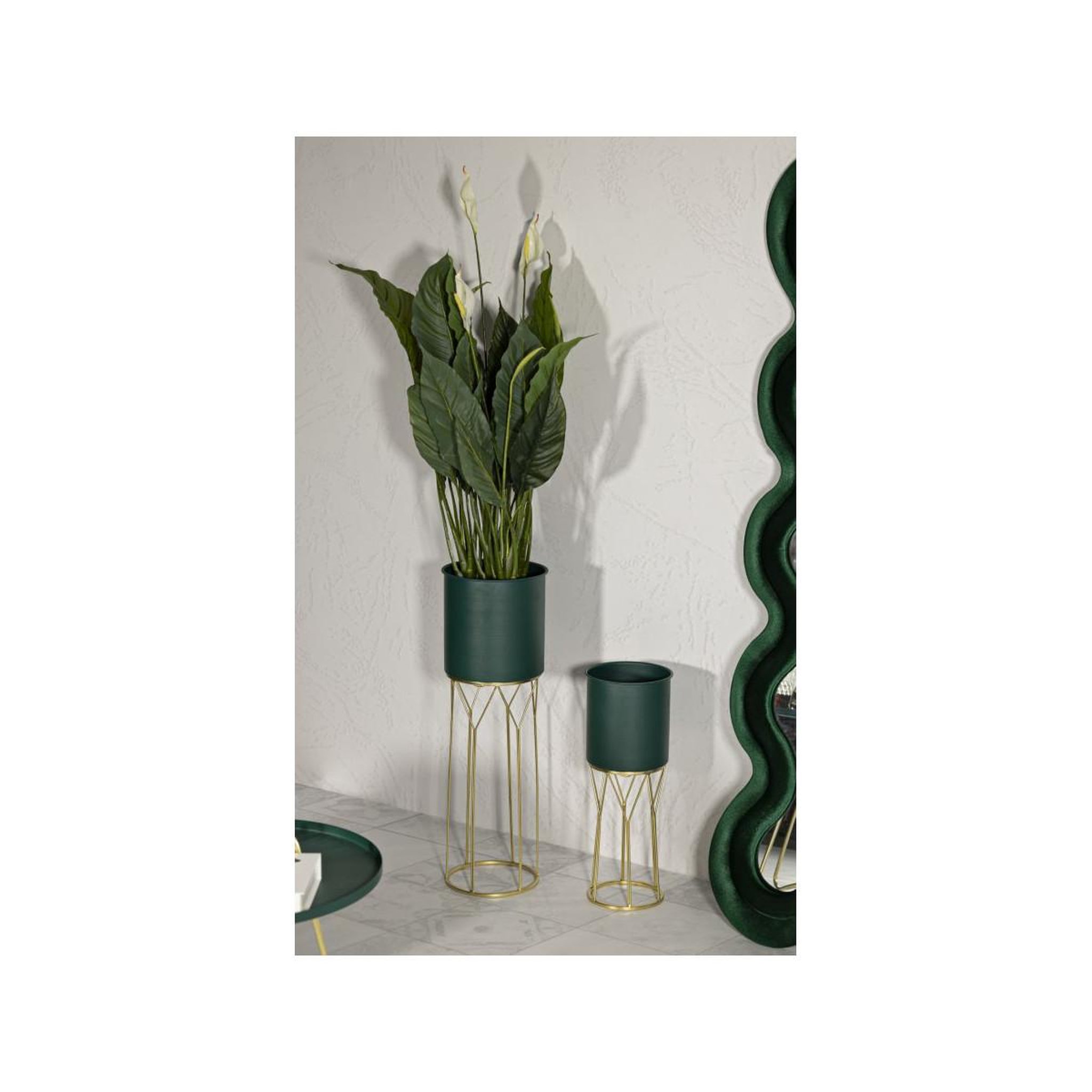 Voir la diapositive 5 : Paris Prix Lot de 2 cache-pots sur pied   grent stand   70cm vert & or