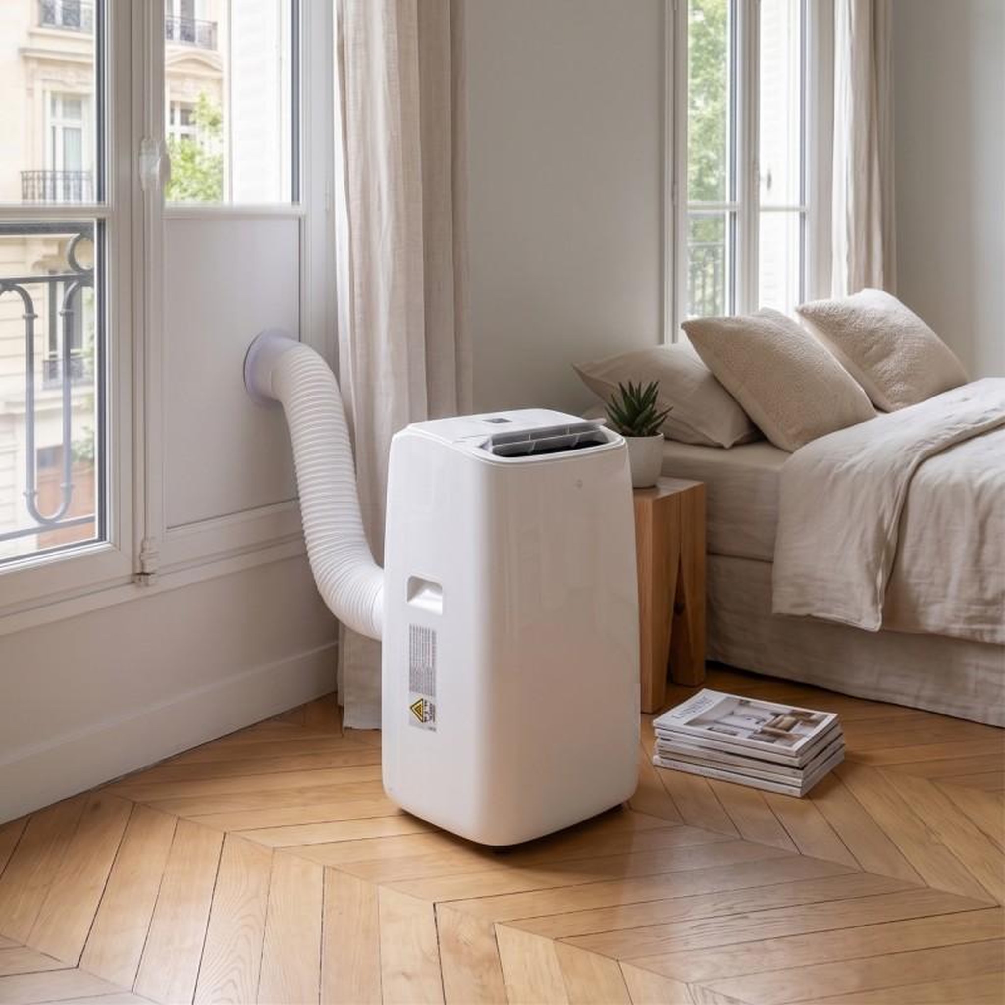 Voir la diapositive 2 : Climatiseur Mobile Réversible 12 000 Btu - 3,5 Kw - R290