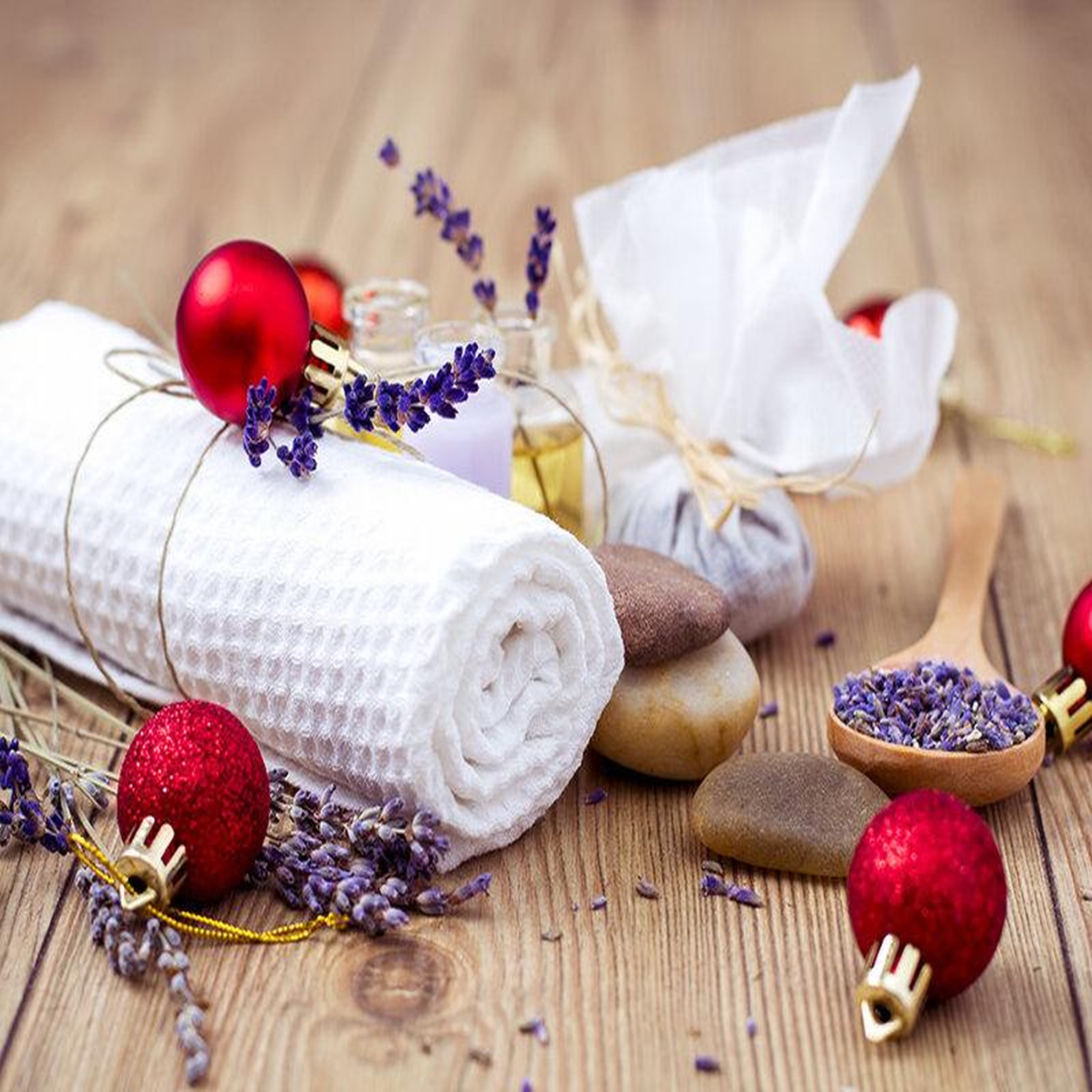 Voir la diapositive 4 : Smartbox Coffret cadeau de noël bien-être : 1 massage ou soin du visage pour 1 personne - coffret cadeau bien-être