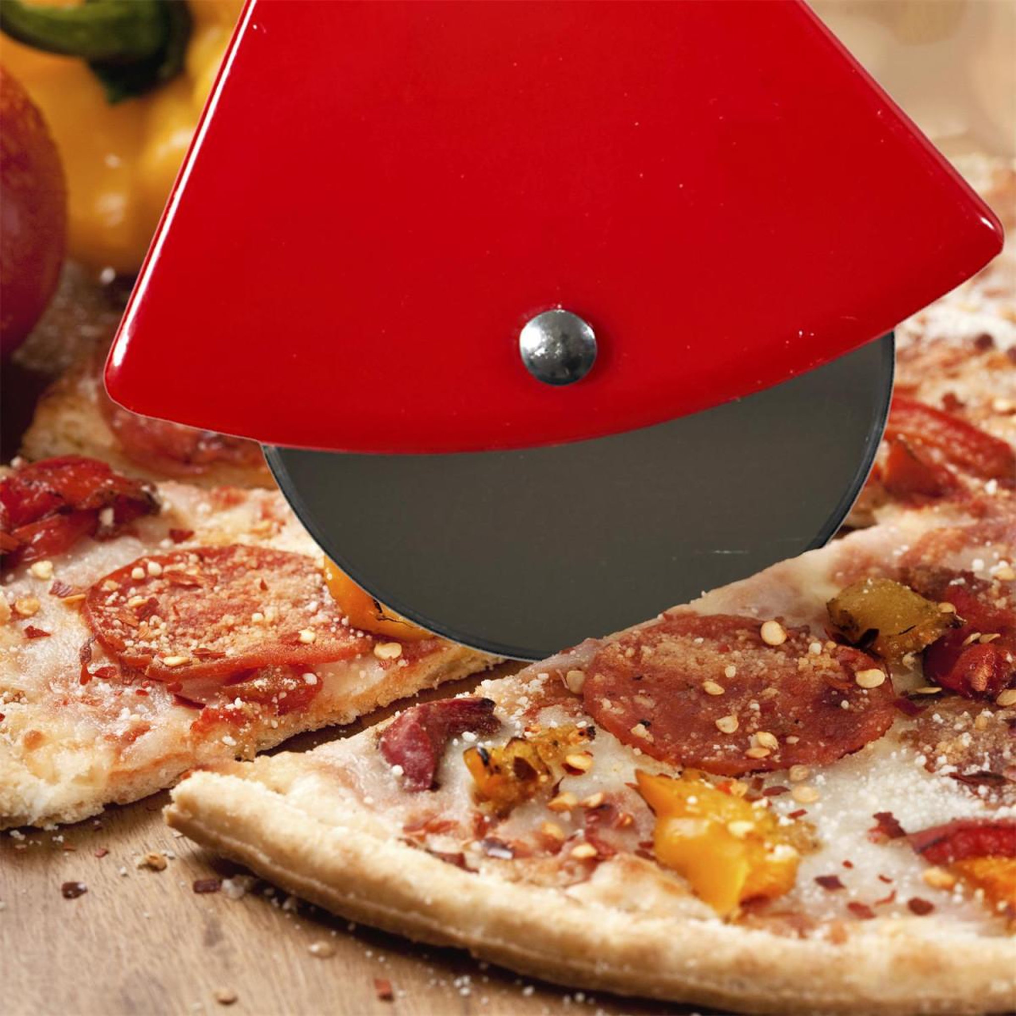 Voir la diapositive 3 : COOK CONCEPT Roulette à pizza en bois  hache  21cm rouge