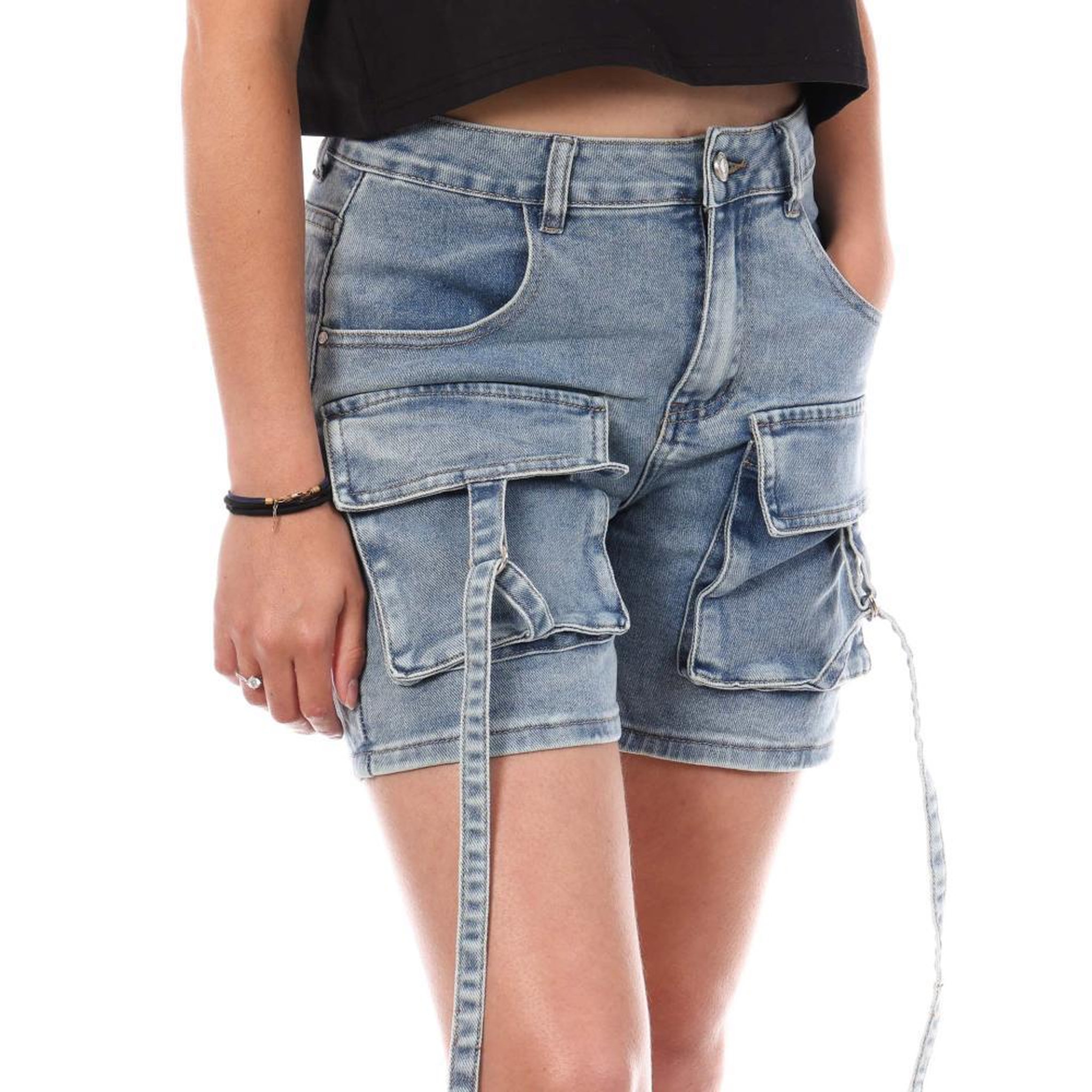 MONDAY PREMIUM Short Cargo Bleu Femme Monday Premium BUE. Coloris disponibles : Bleu